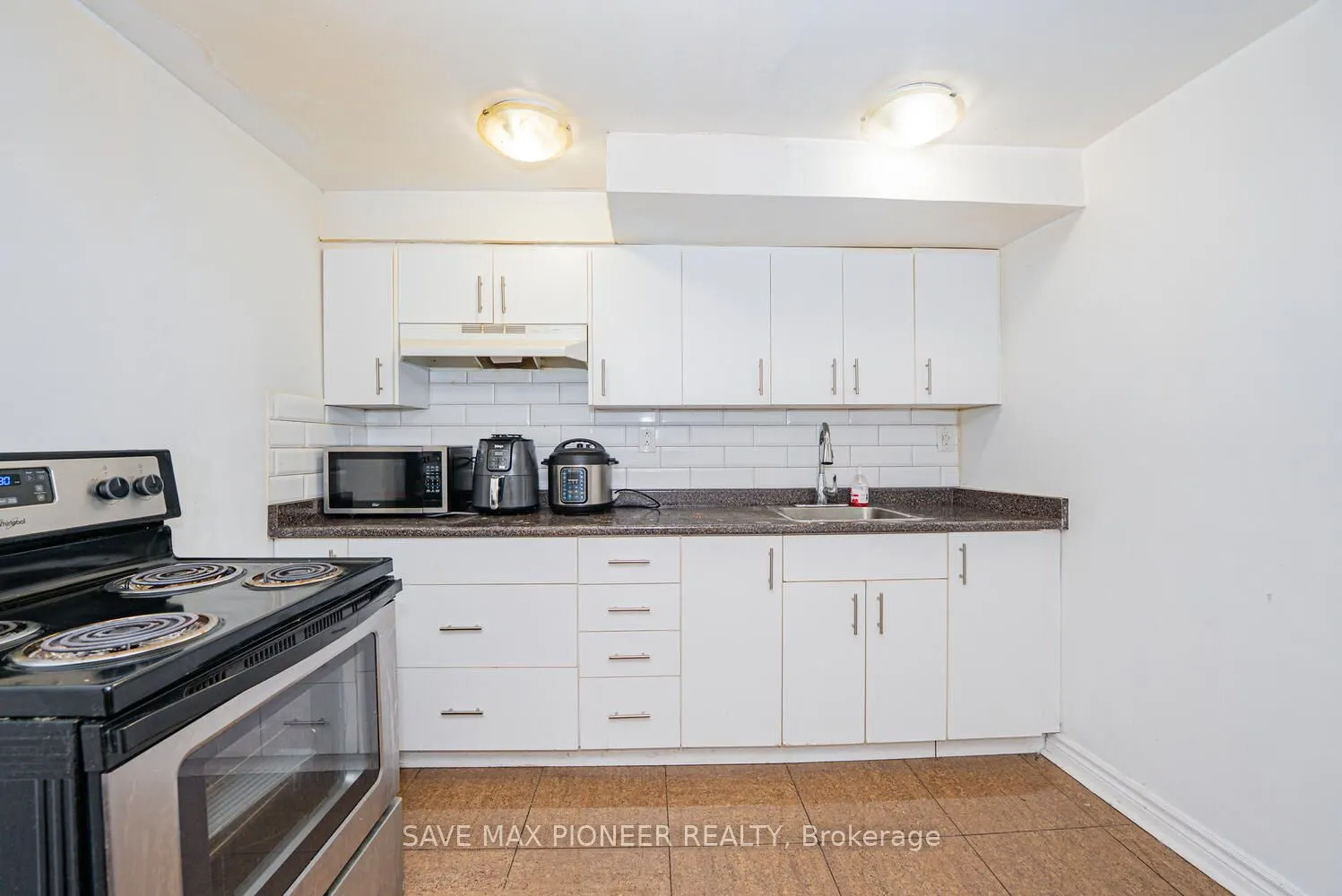 228 Lech Walesa Drive