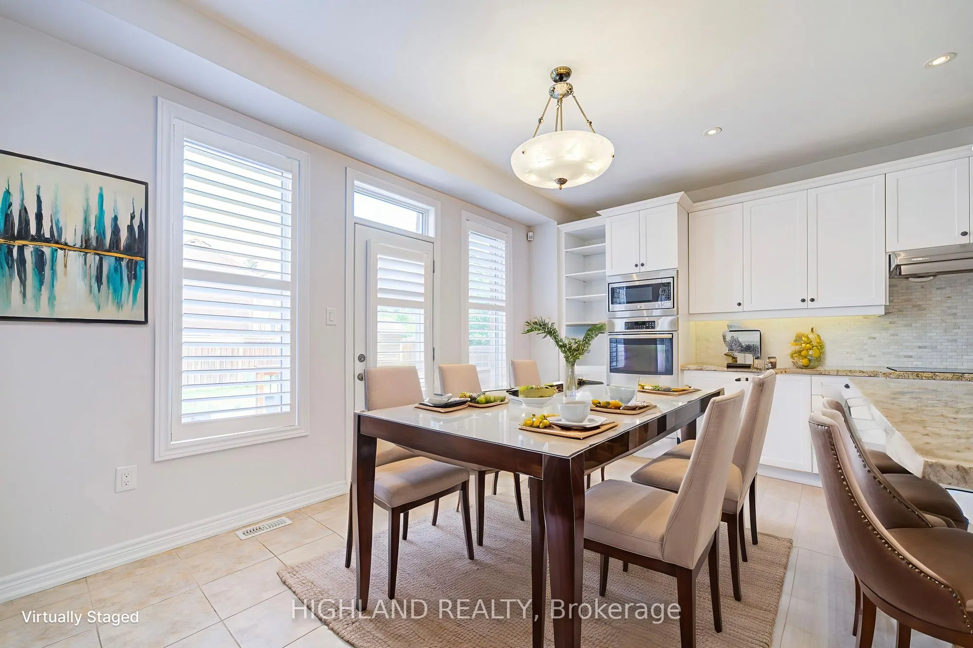 66 GEORGE ROBINSON Drive