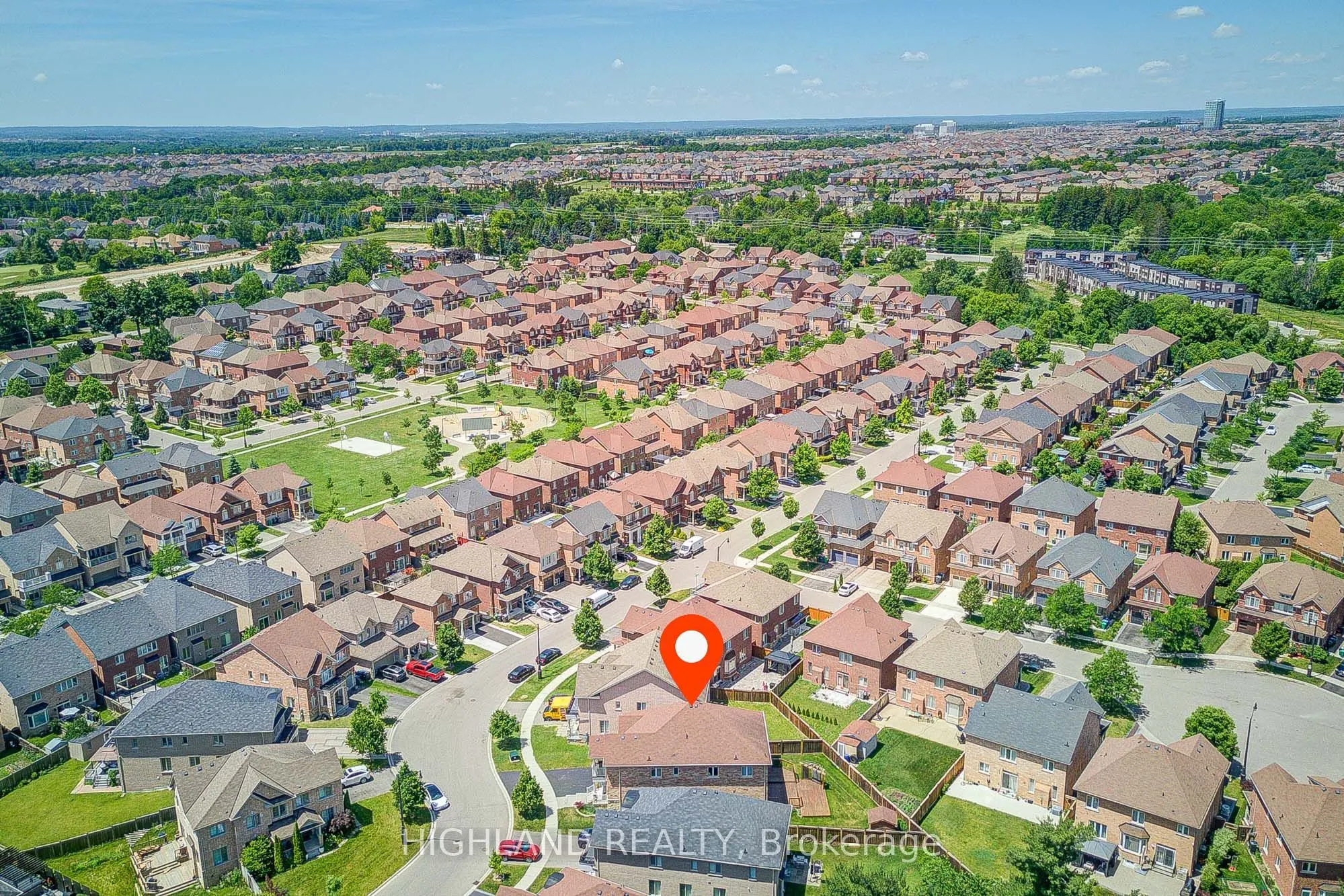 66 GEORGE ROBINSON Drive