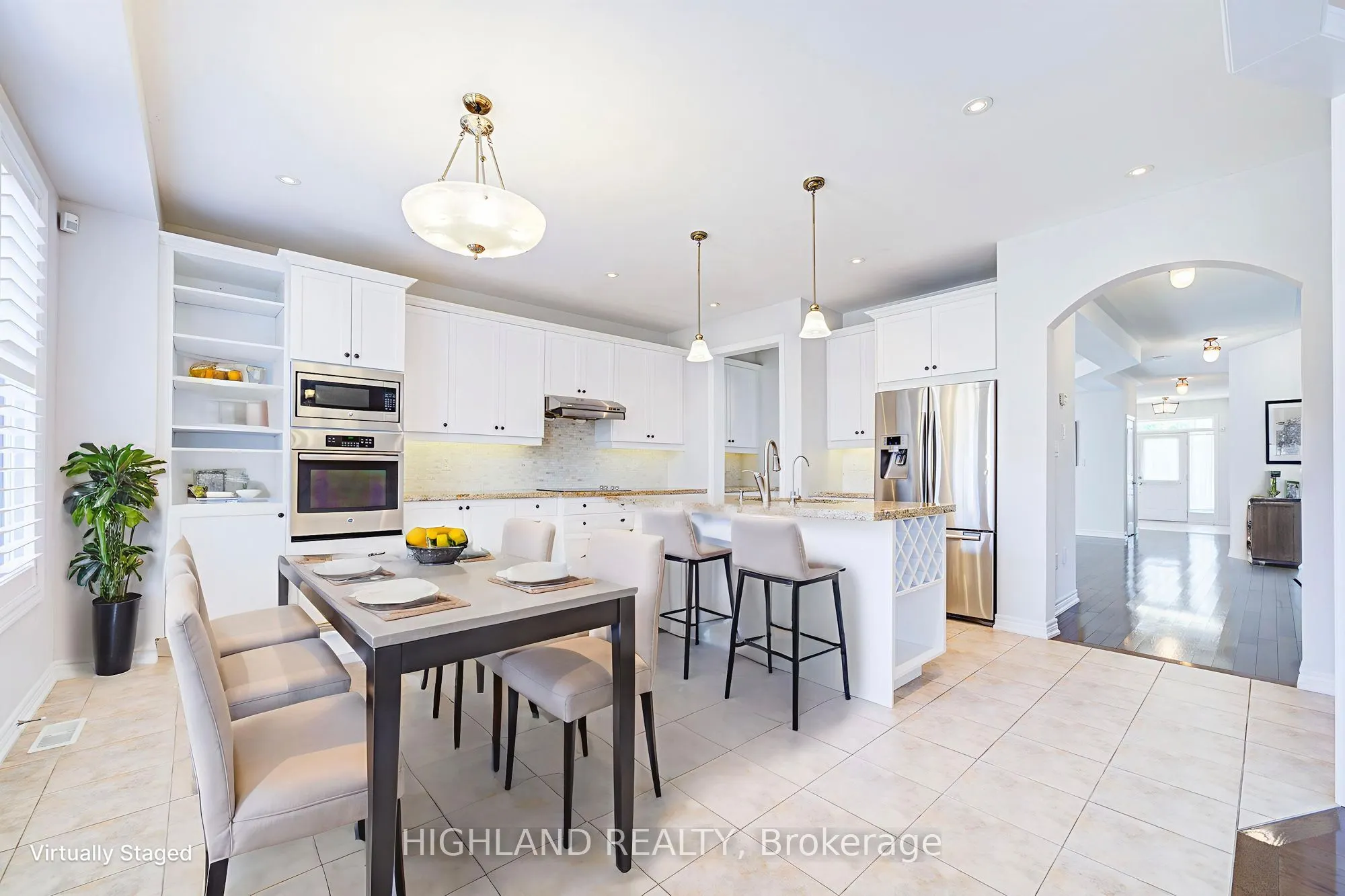 66 GEORGE ROBINSON Drive