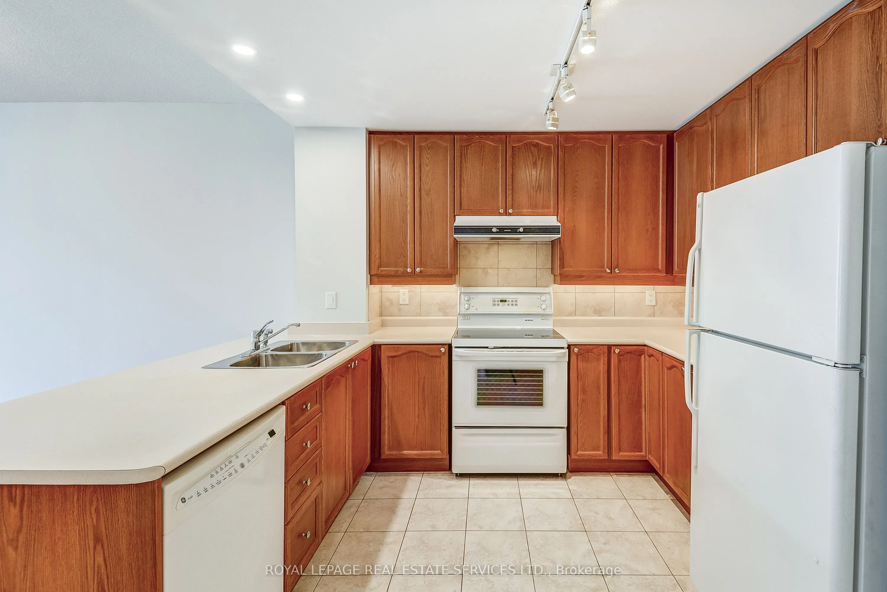 70 Port Street E, #208
