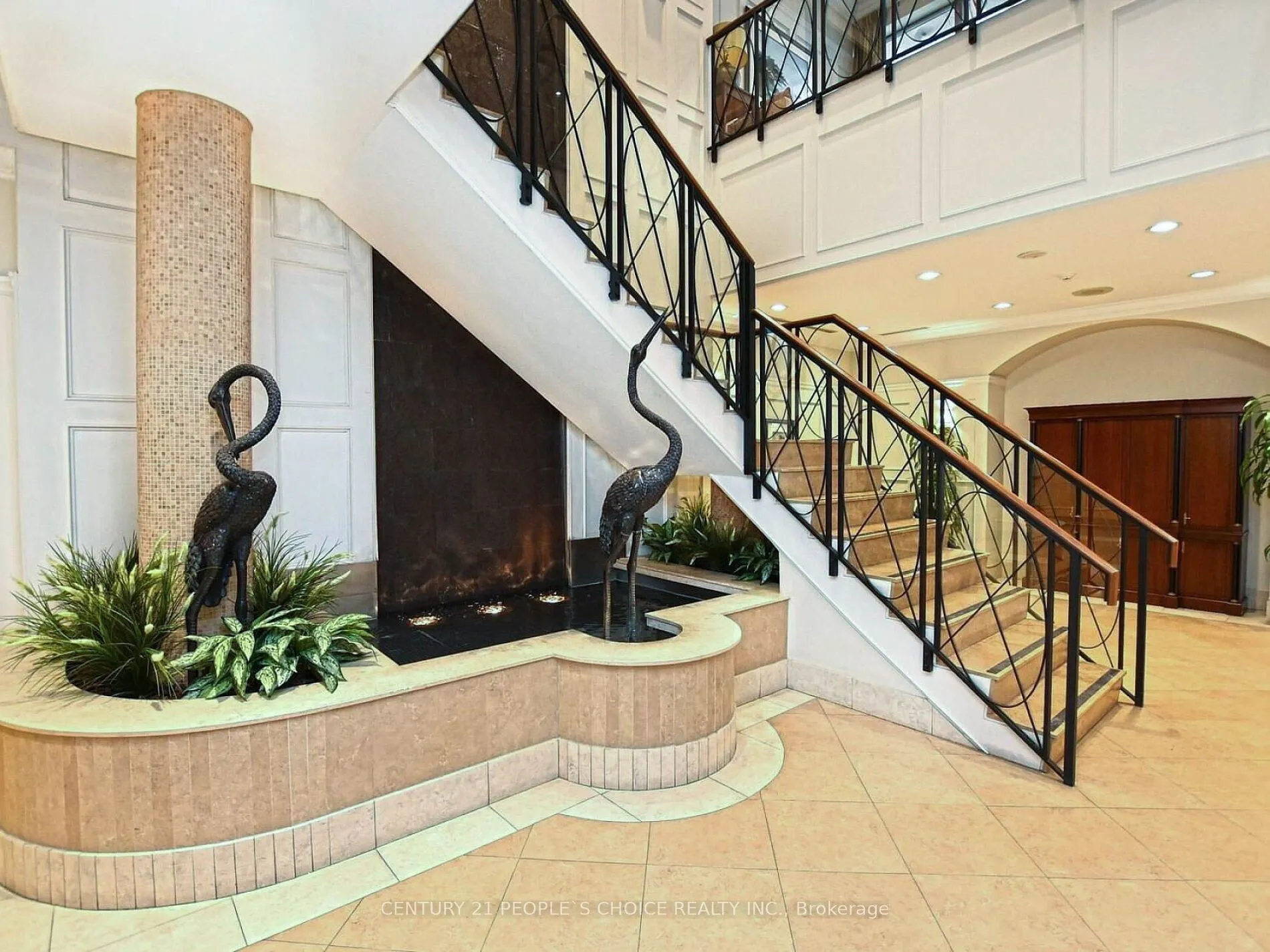 5233 Dundas Street W ##1428