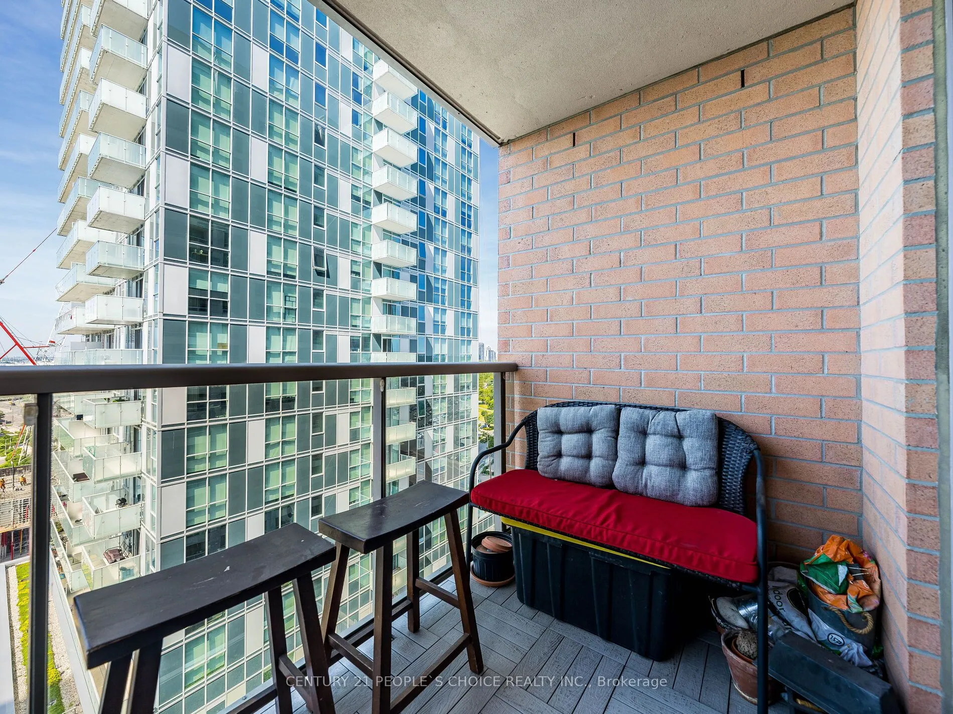 5233 Dundas Street W ##1428