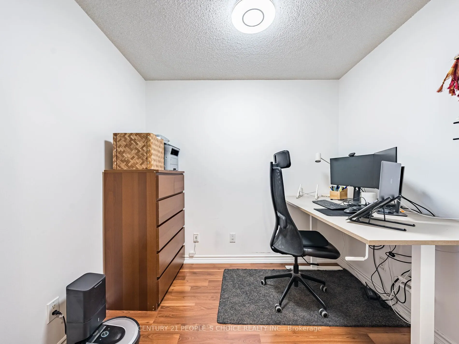 5233 Dundas Street W ##1428