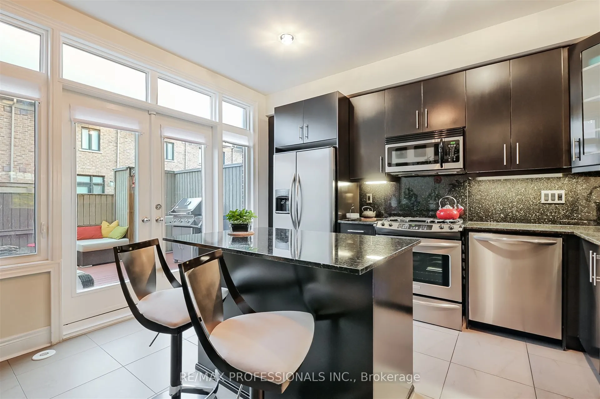 825A Oxford Street