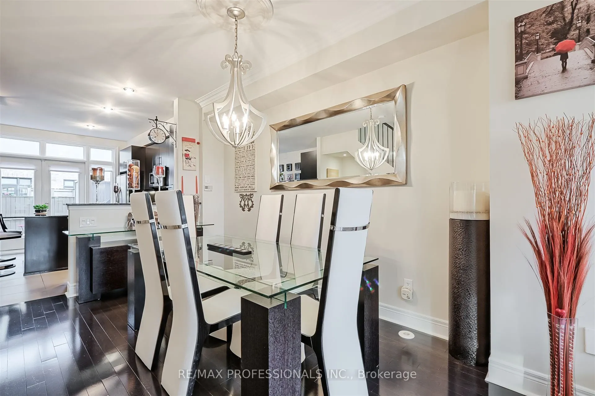 825A Oxford Street