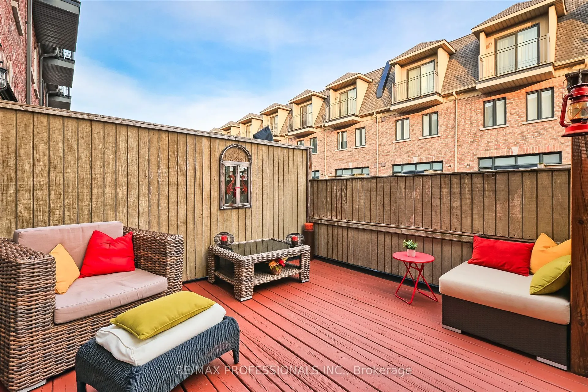 825A Oxford Street