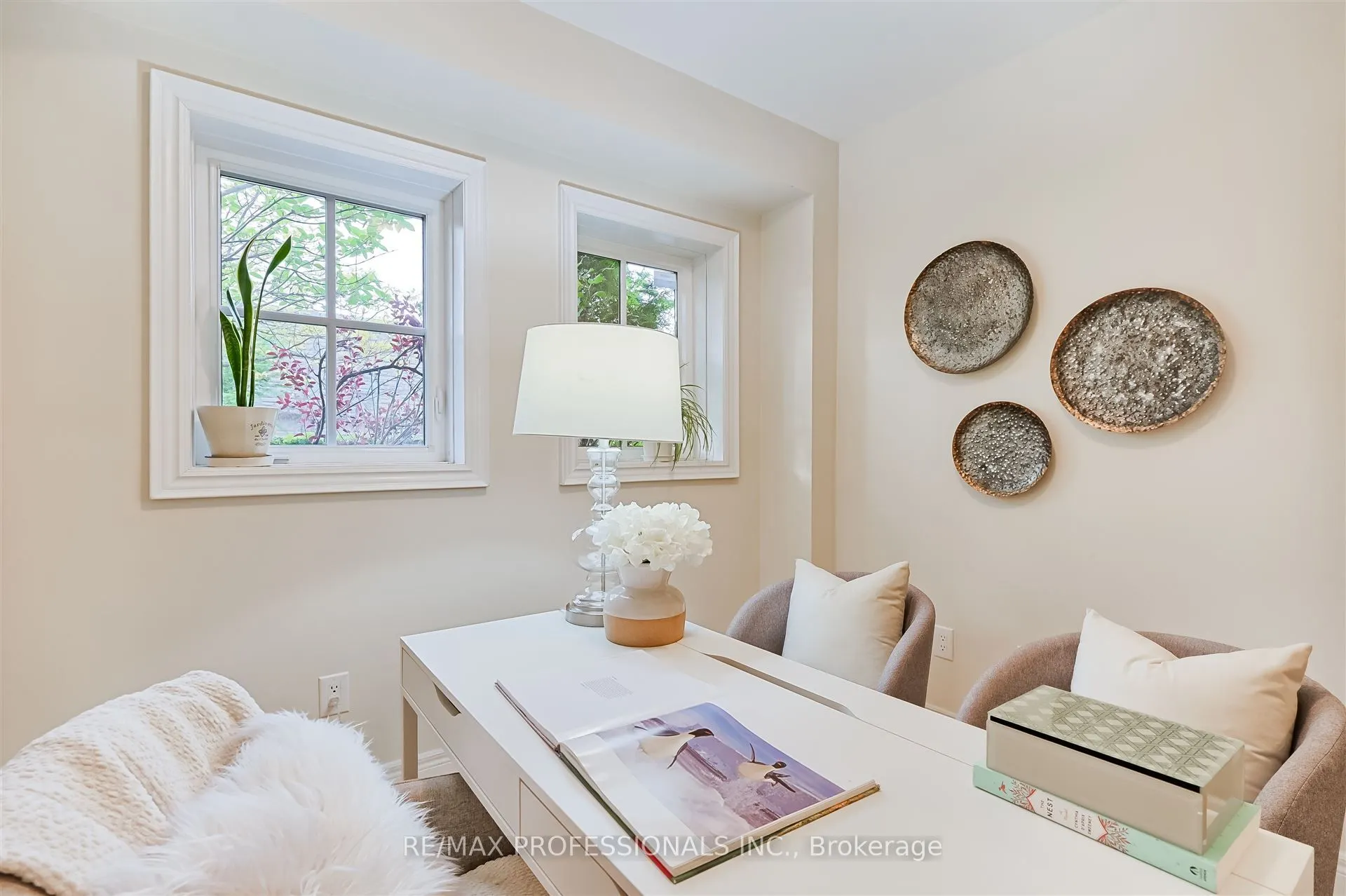 825A Oxford Street
