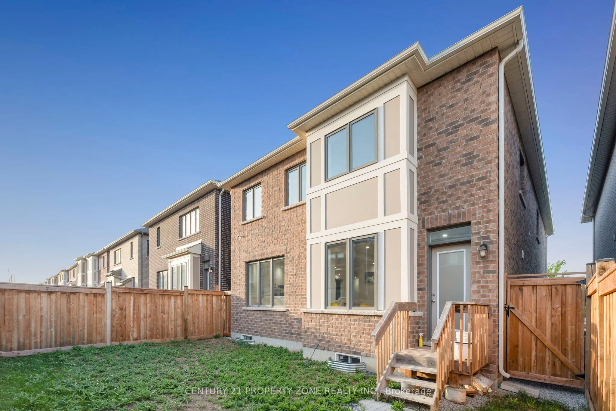 10 Speckled Alder Street