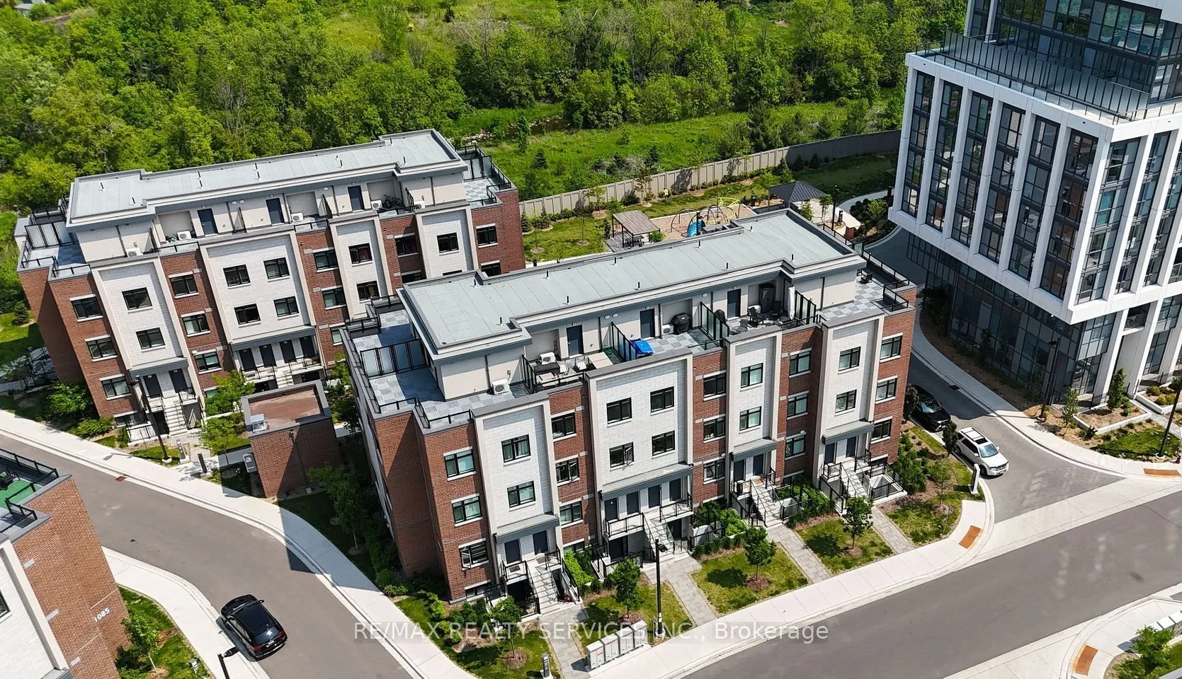 1095 Douglas Mccurdy Comm Drive, #255