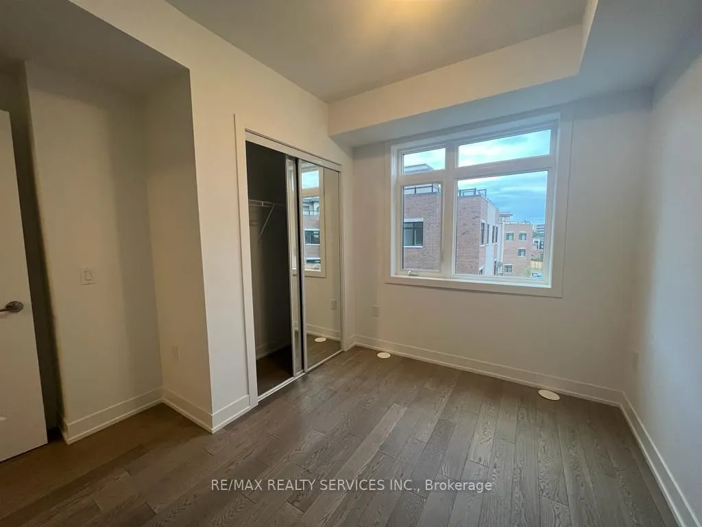 1095 Douglas Mccurdy Comm Drive, #255