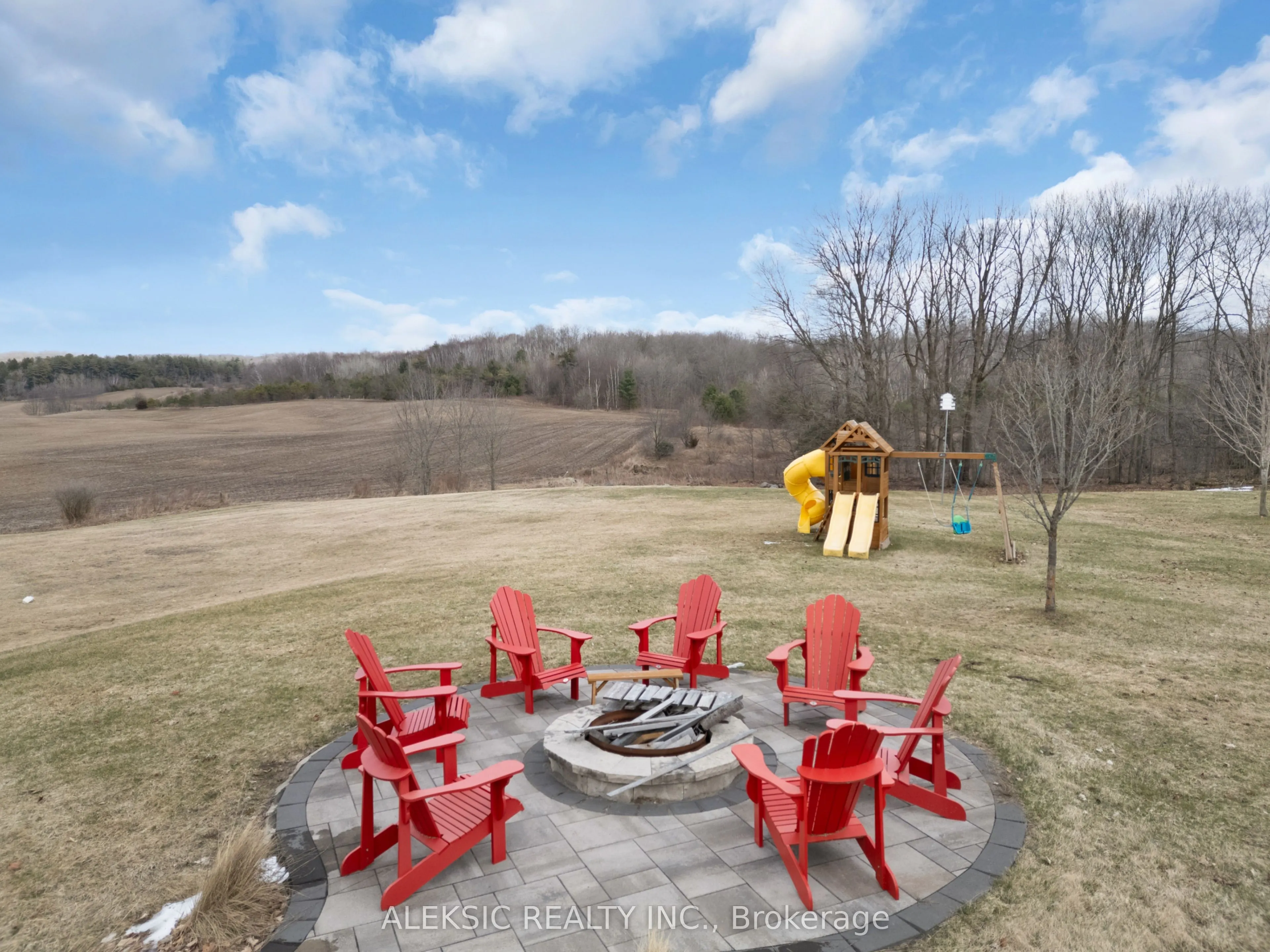 9797 Hunsden Side Road