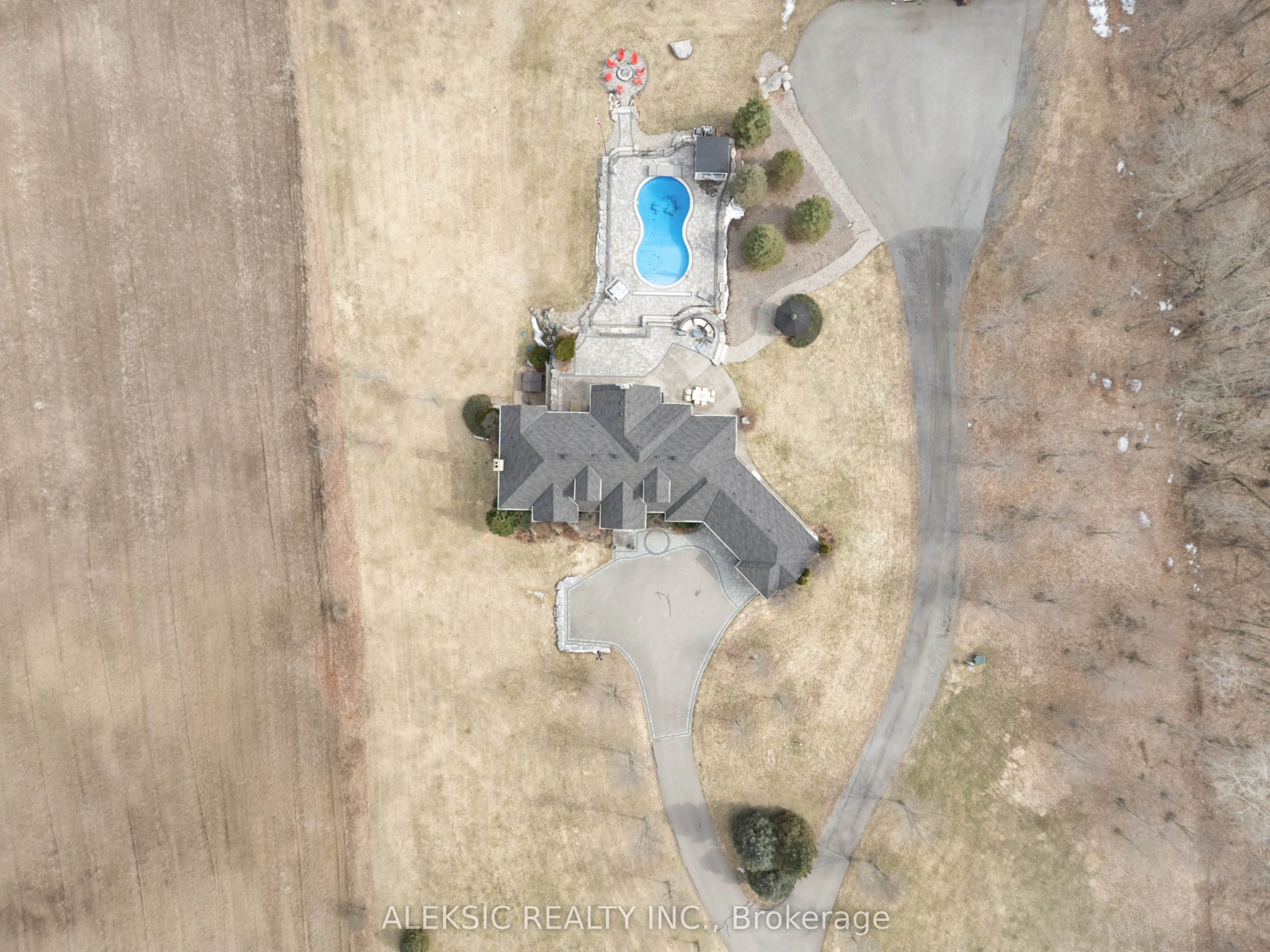 9797 Hunsden Side Road