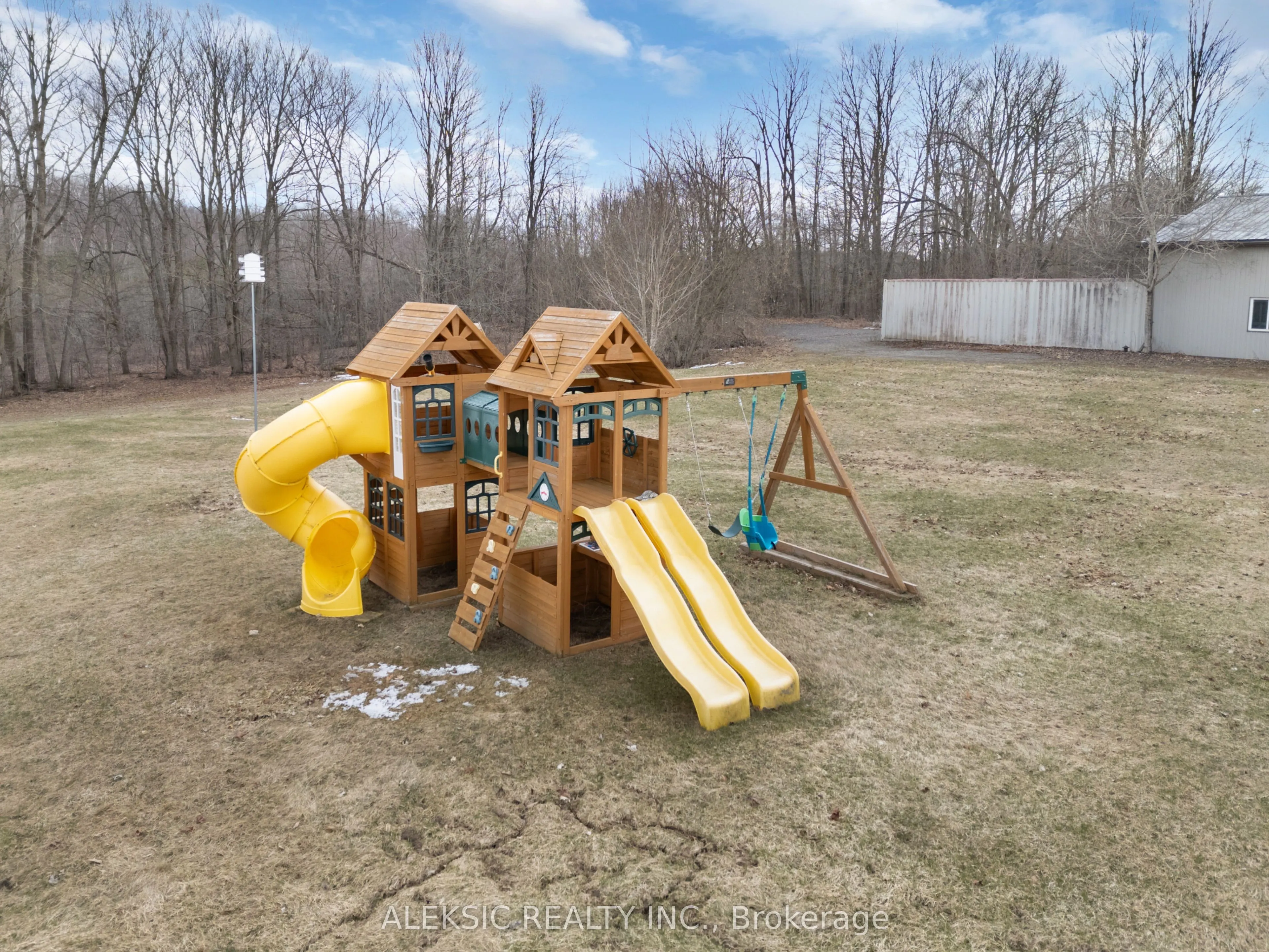 9797 Hunsden Side Road