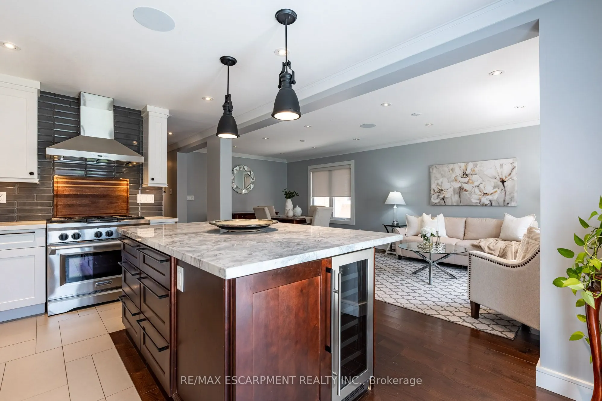 3434 Bertrand Road