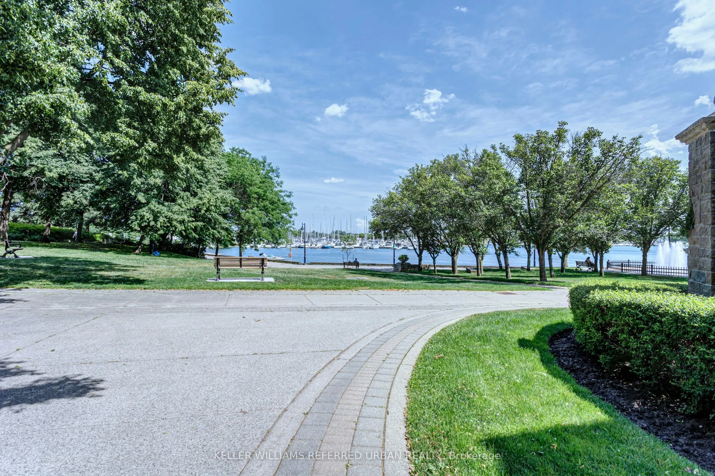 2285 Lake Shore Boulevard W, #902
