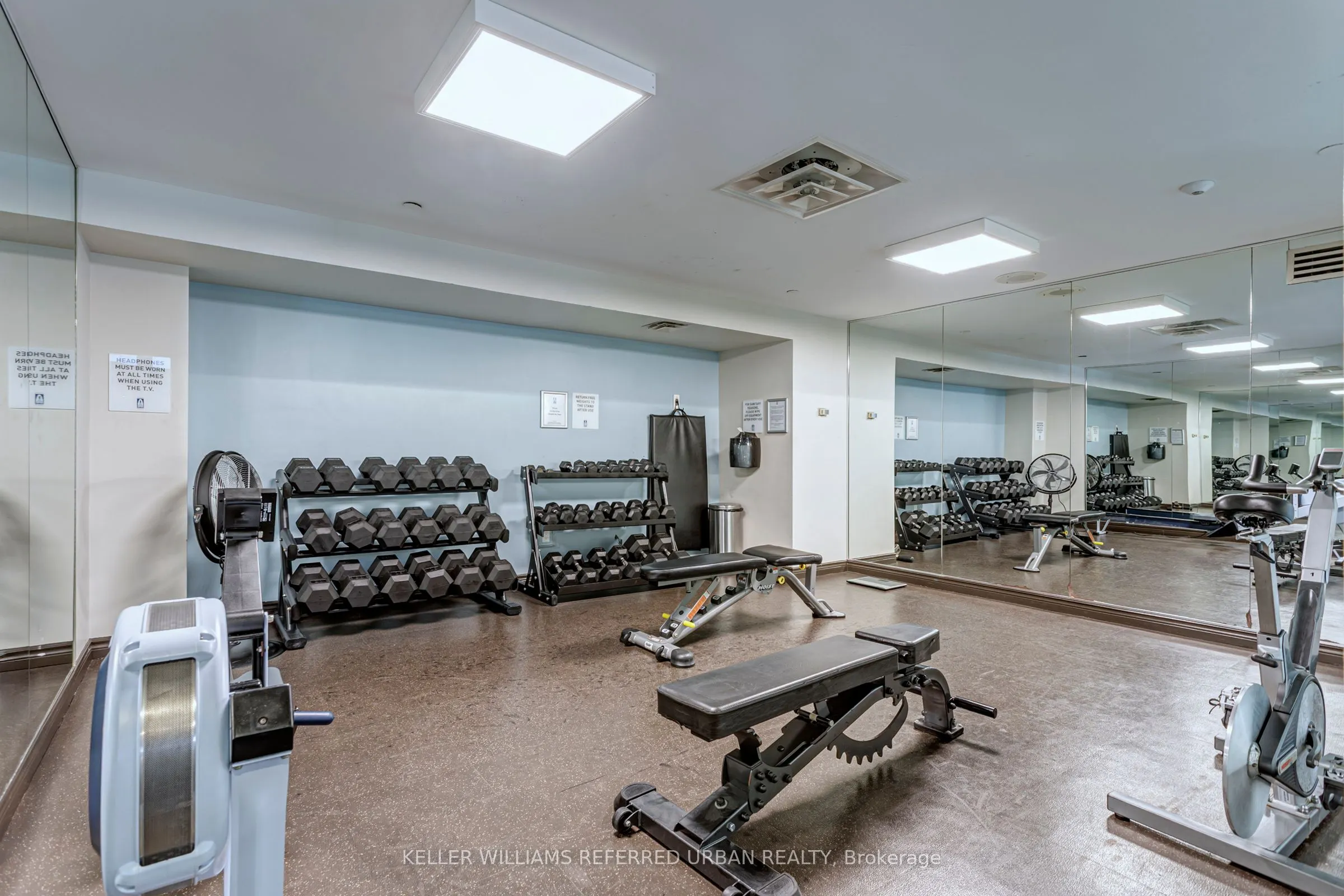 2285 Lake Shore Boulevard W, #902