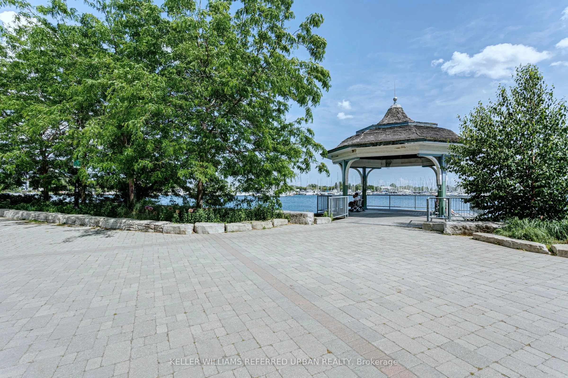 2285 Lake Shore Boulevard W, #902