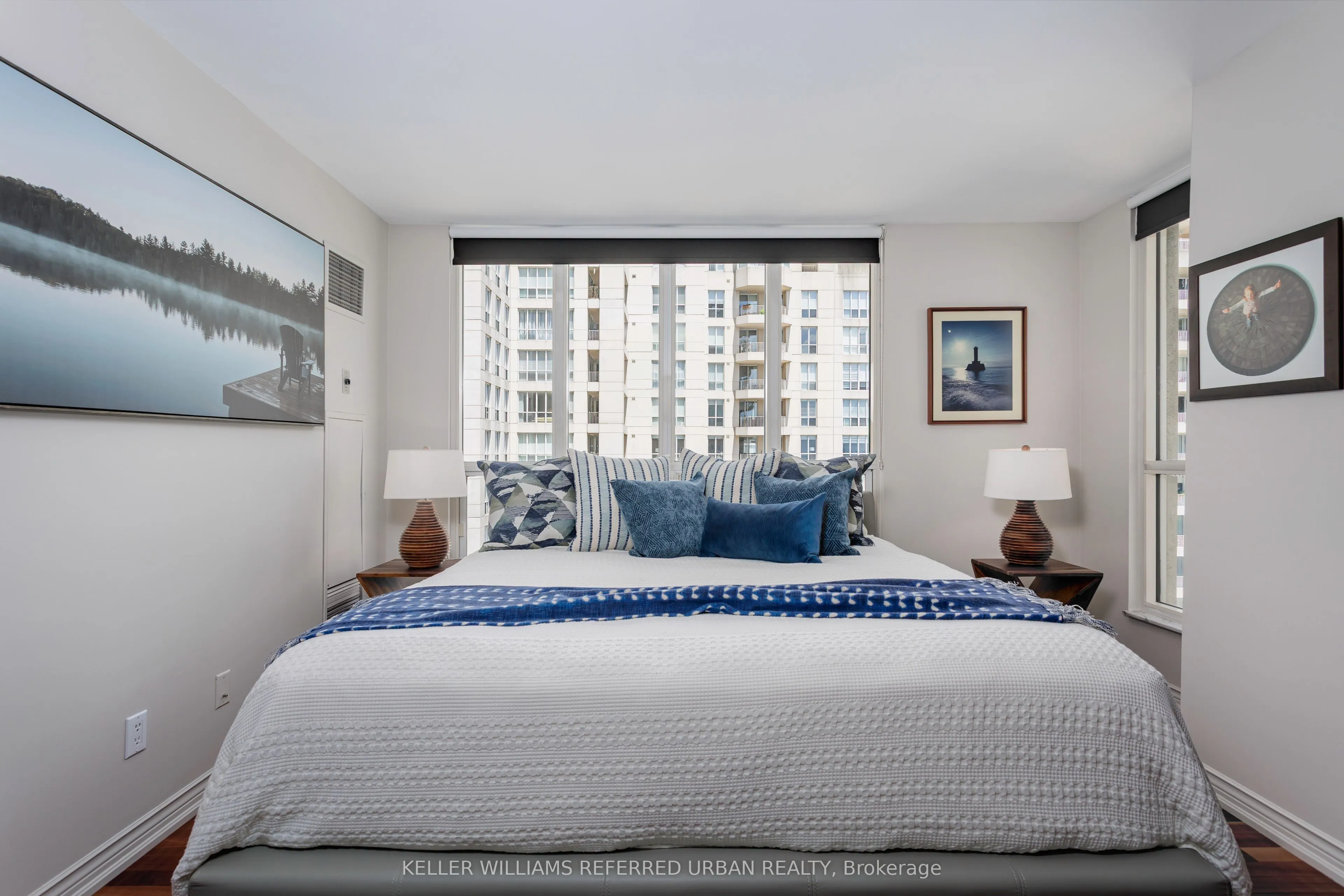 2285 Lake Shore Boulevard W, #902