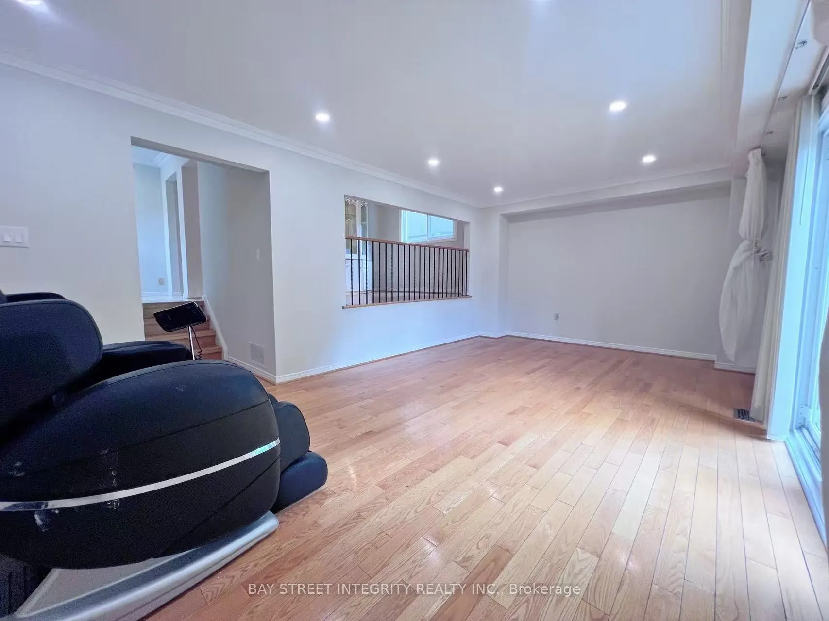 4073 Pavillion Court