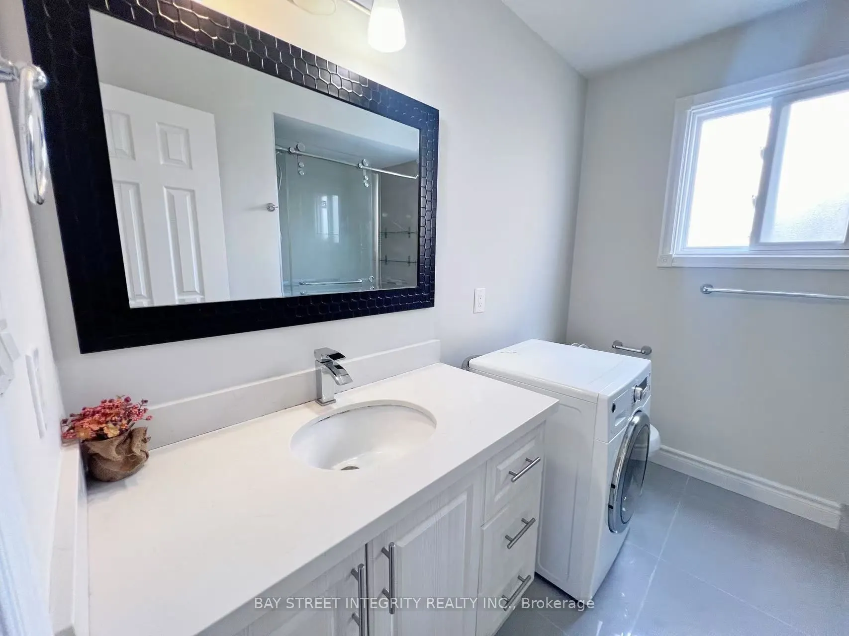 4073 Pavillion Court