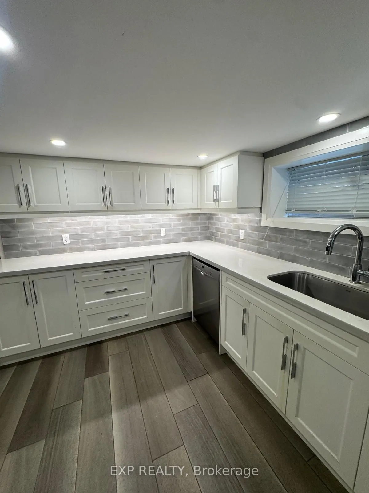 380 Jane Street, #Lower