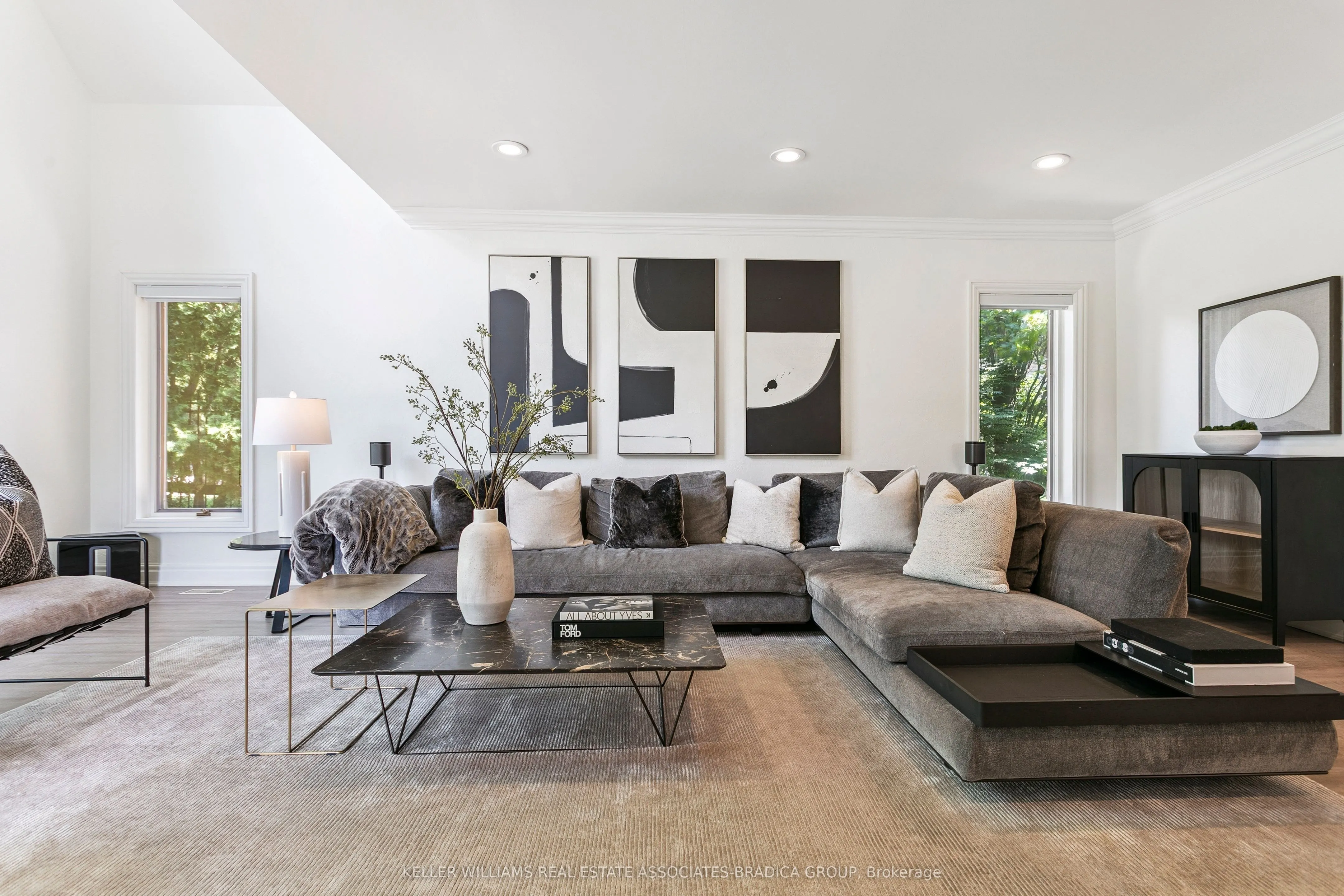 19 Lorraine Gardens