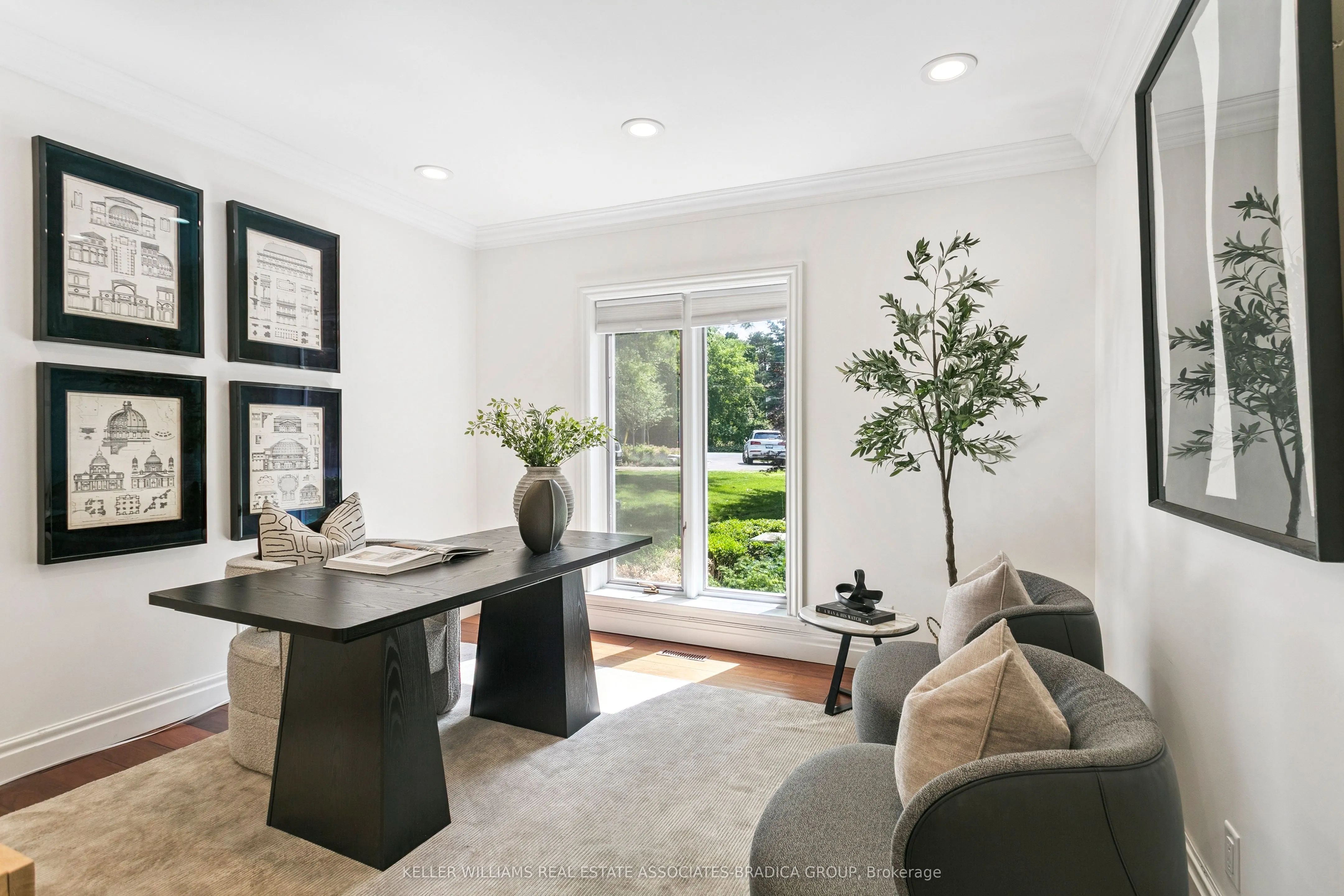 19 Lorraine Gardens