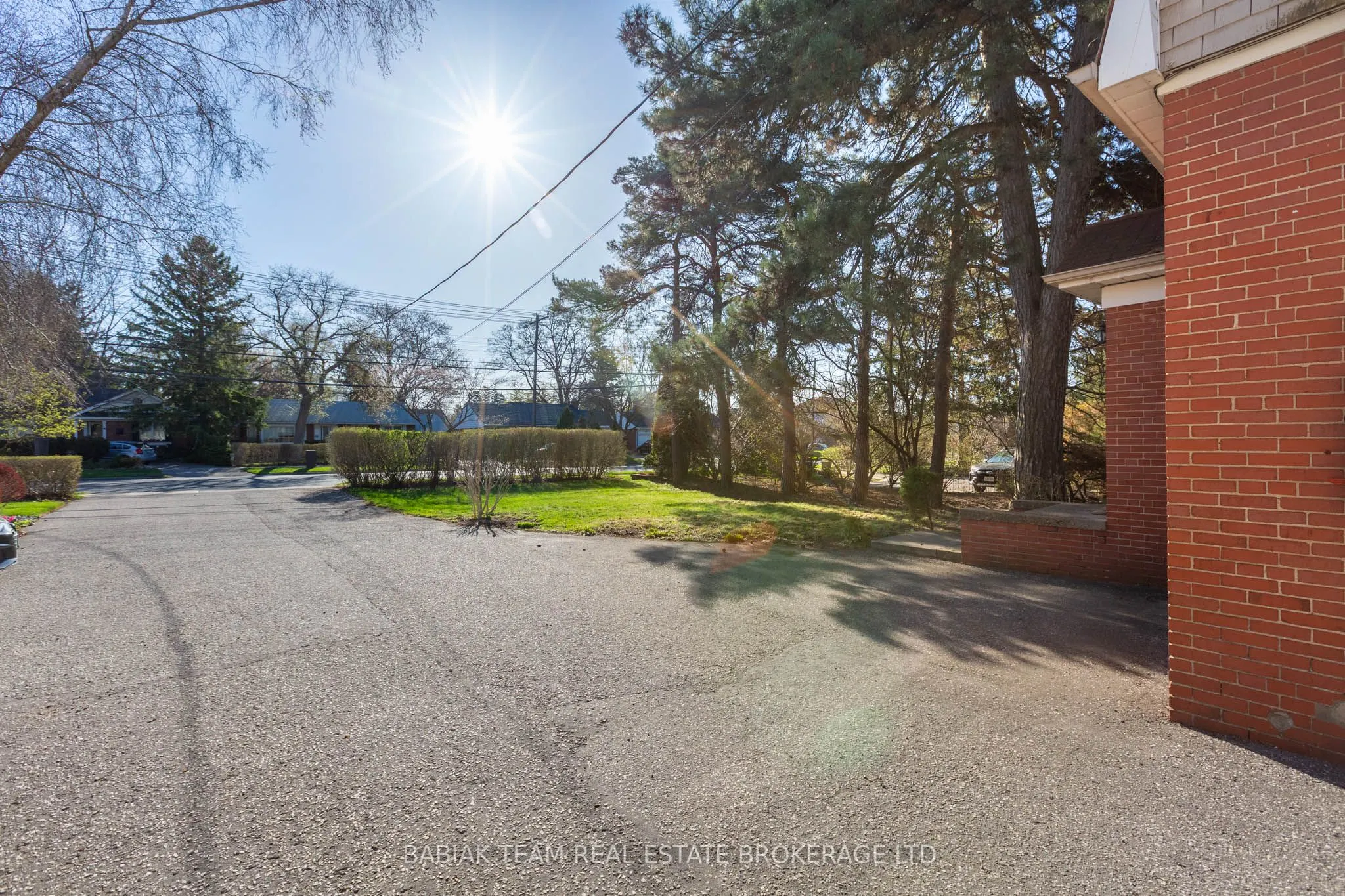1372 Islington Avenue