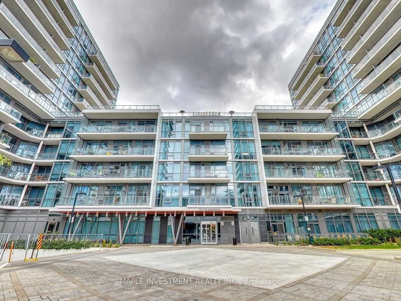 1185 The Queensway Way, #515