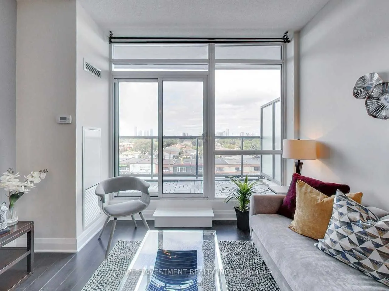 1185 The Queensway Way, #515