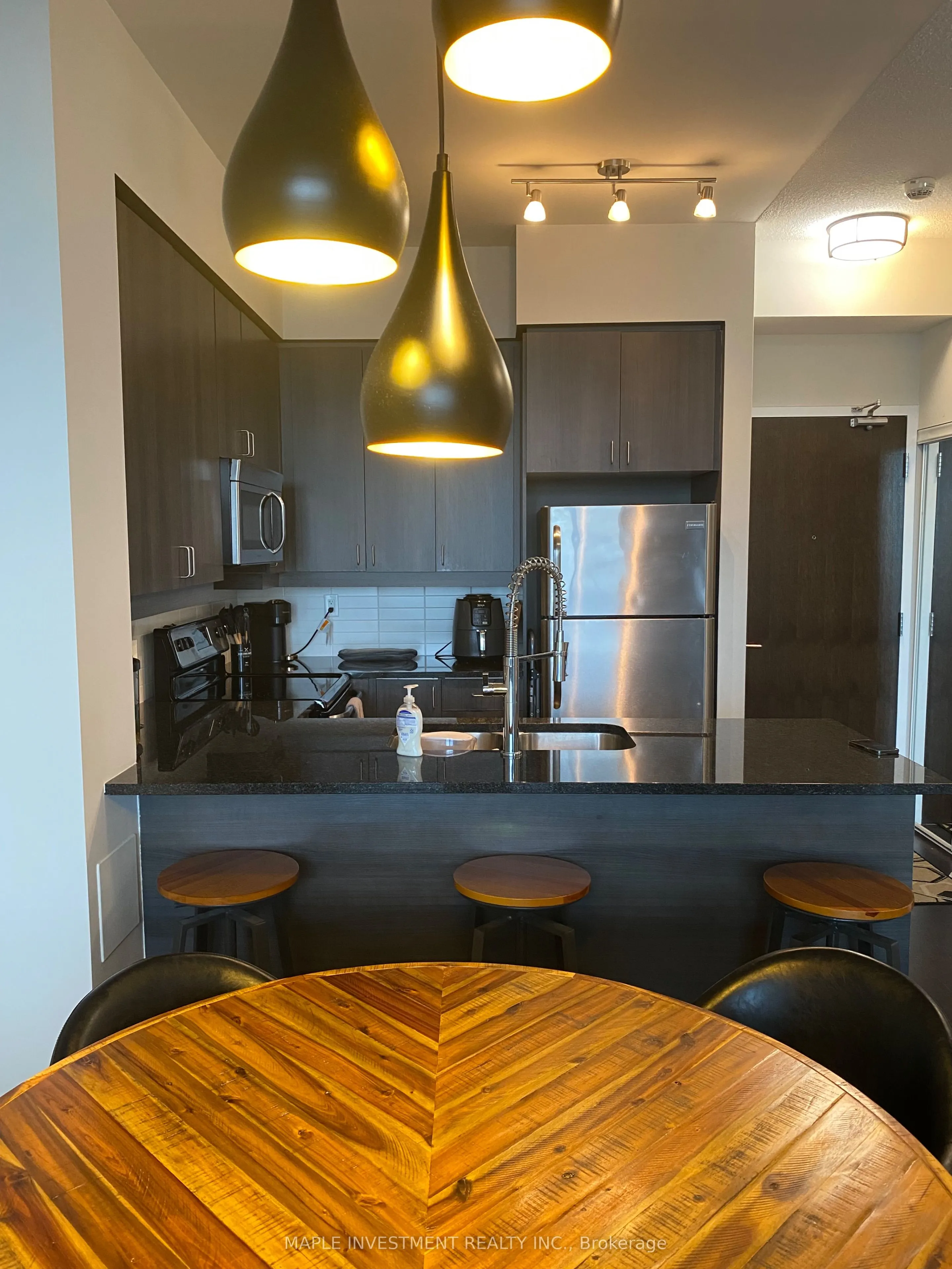 1185 The Queensway Way, #515