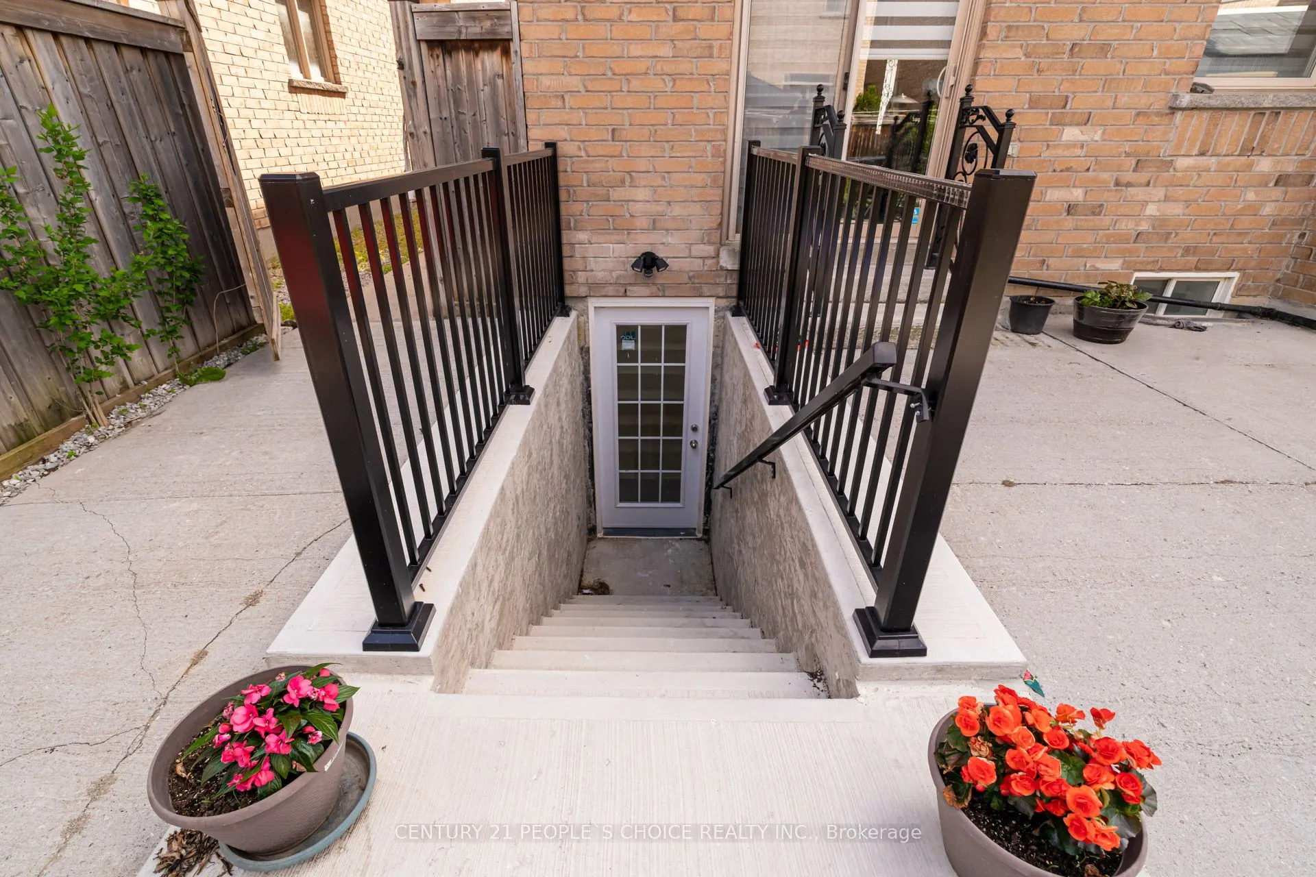 25 Drummondville Drive, #Basement