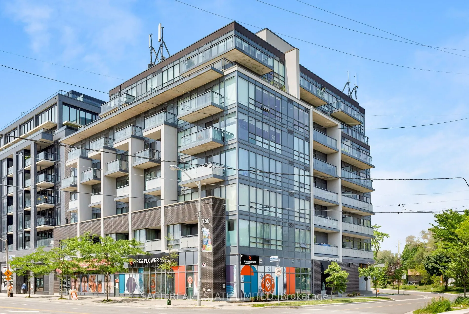 760 The Queensway, #401