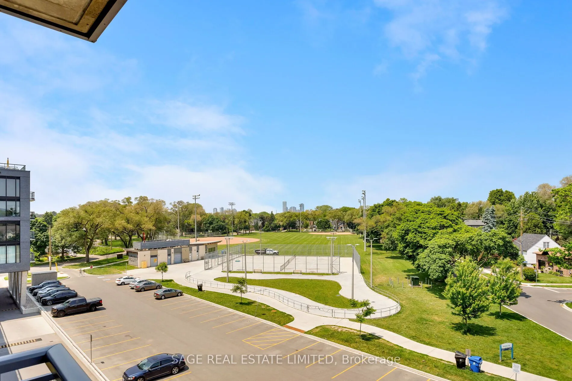 760 The Queensway, #401