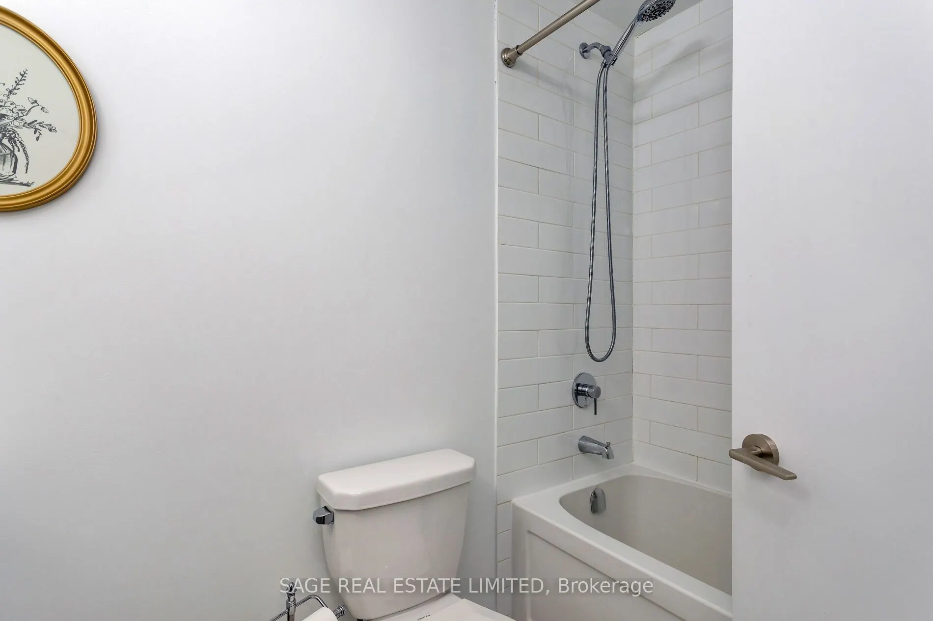 760 The Queensway, #401
