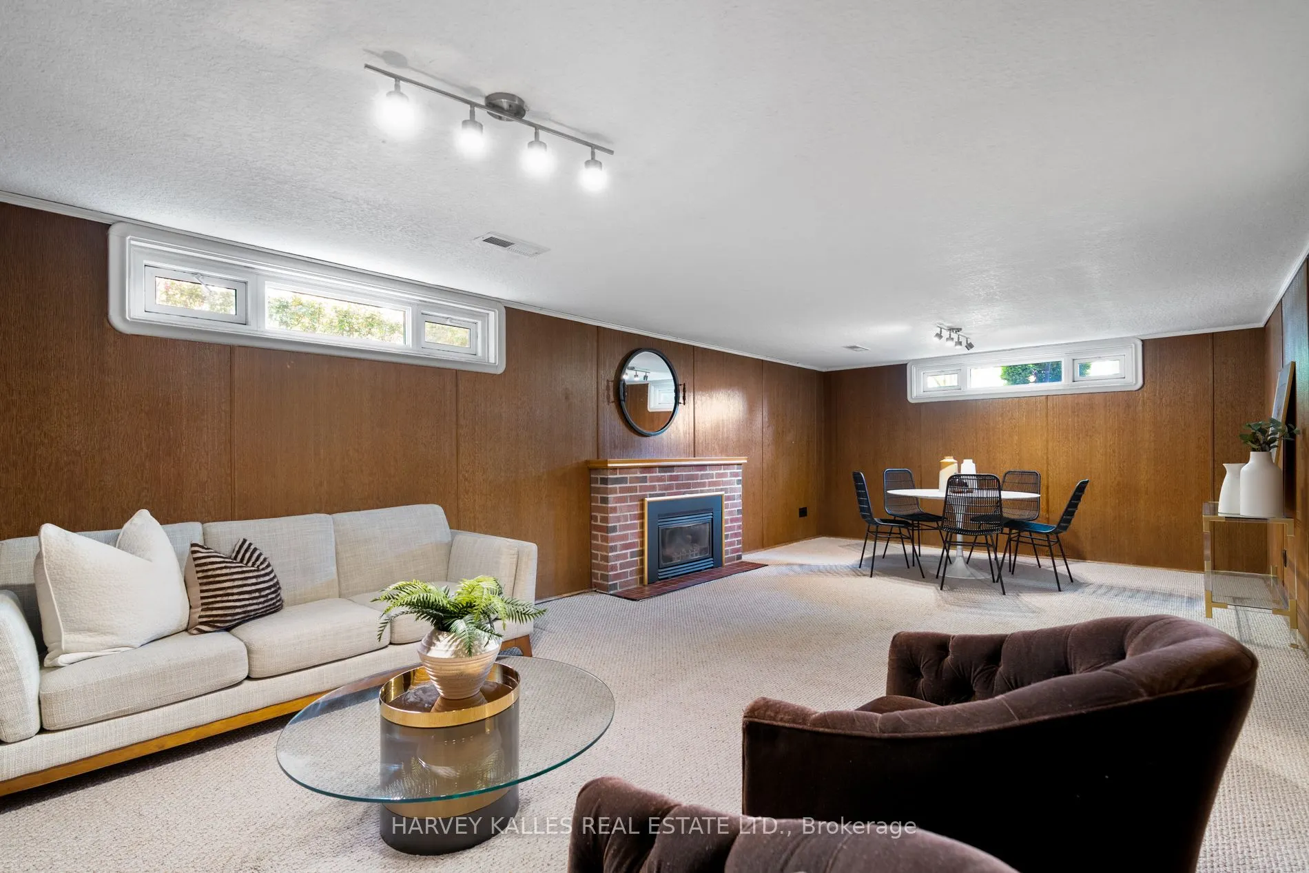 10 Northolt Court