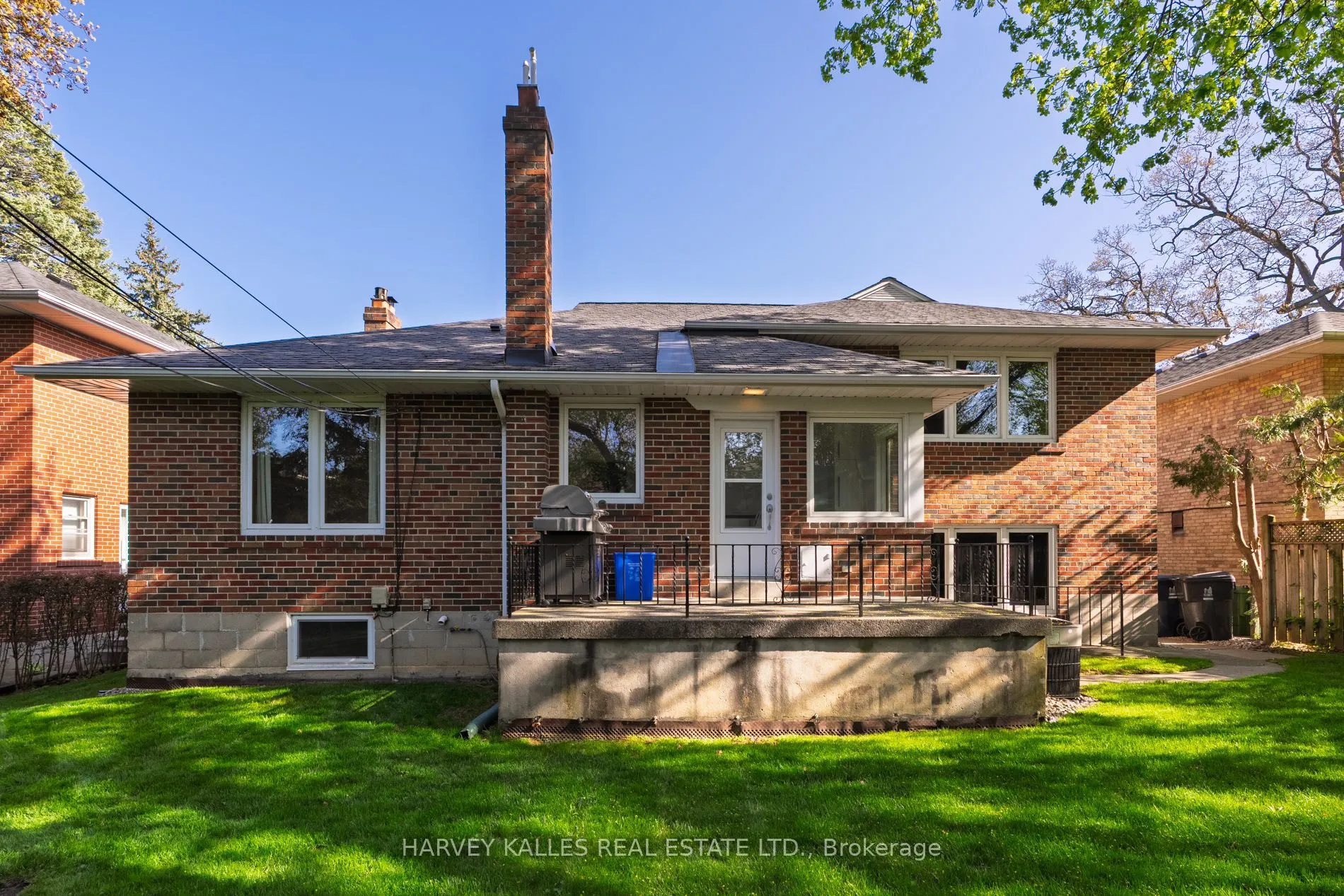 10 Northolt Court