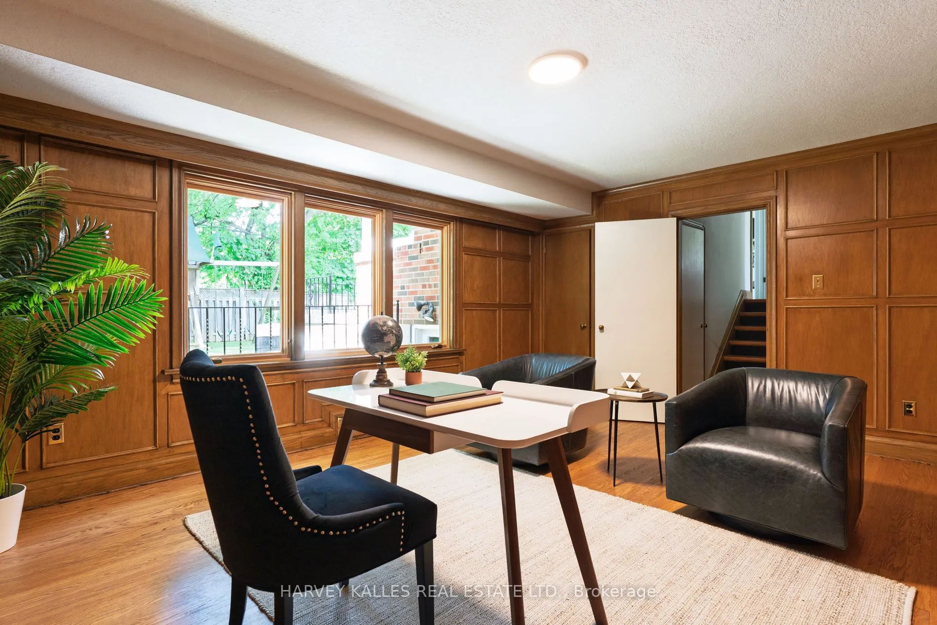 10 Northolt Court