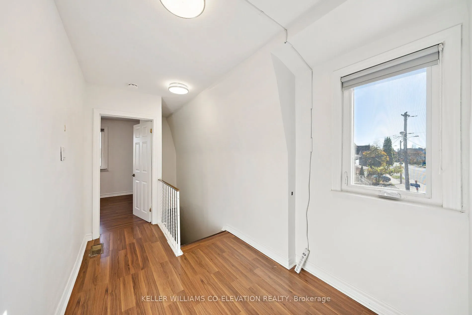 681 Scarlett Road, #Upper Level