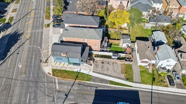 681 Scarlett Road, #Upper Level