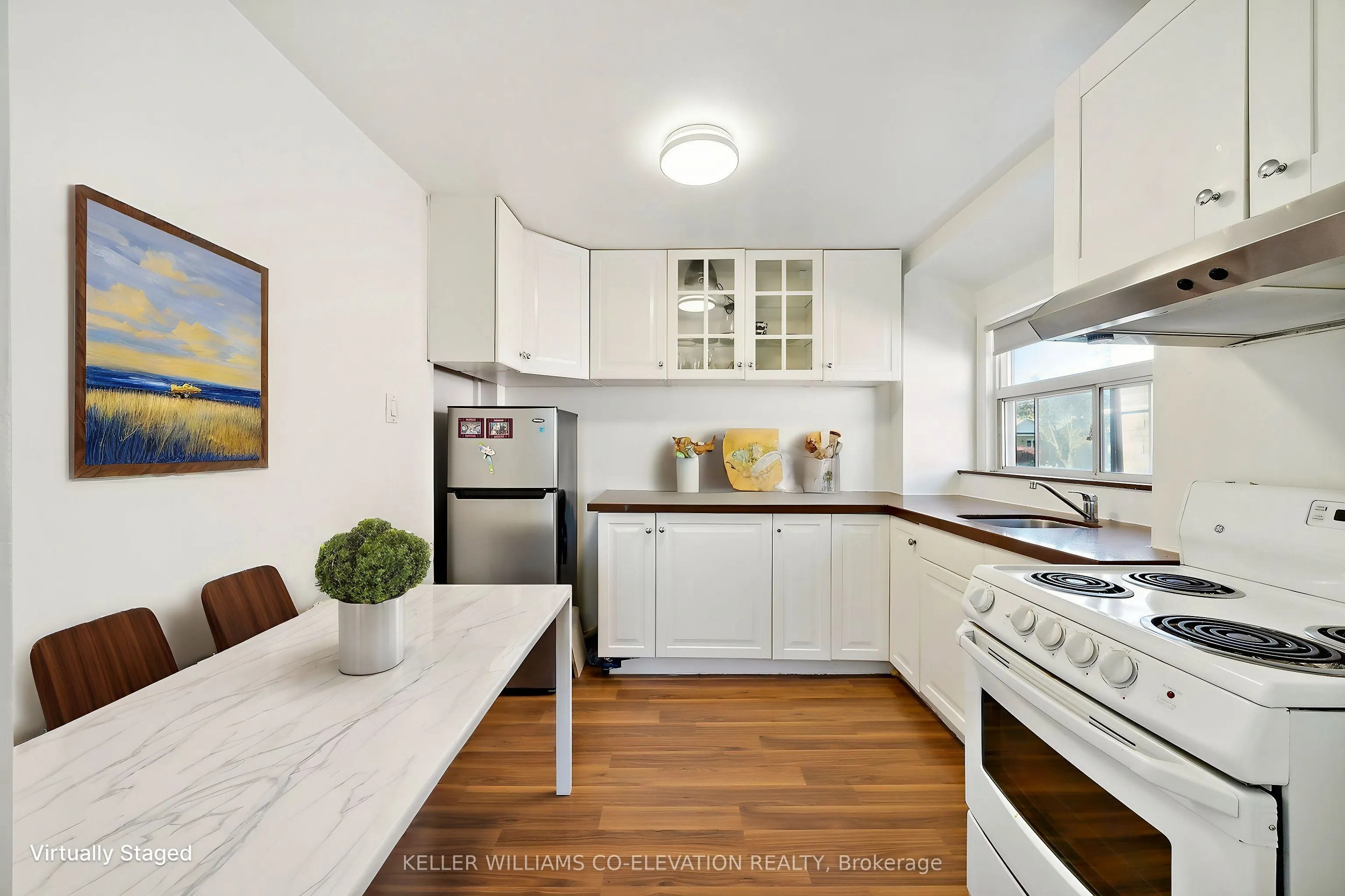 681 Scarlett Road, #Upper Level