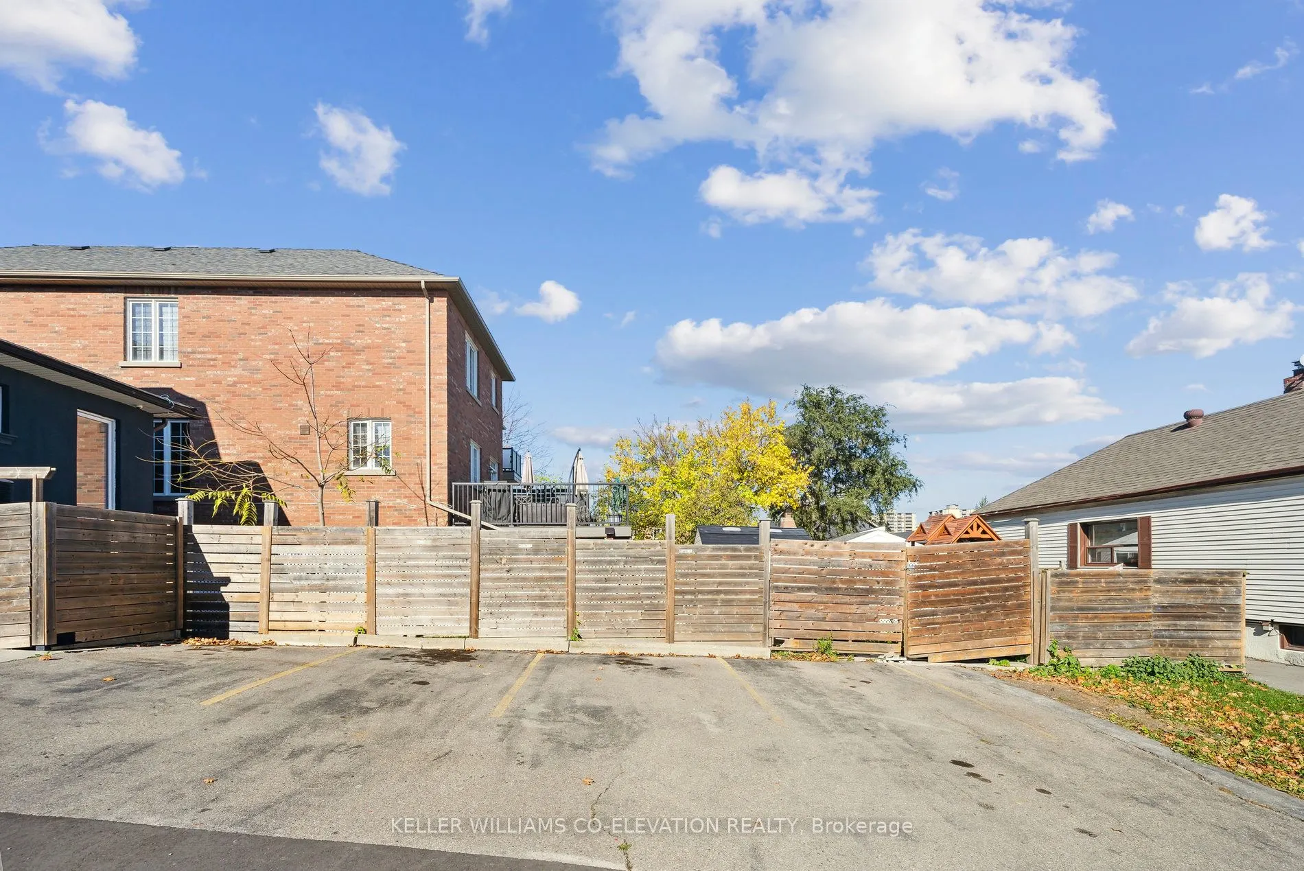 681 Scarlett Road, #Upper Level