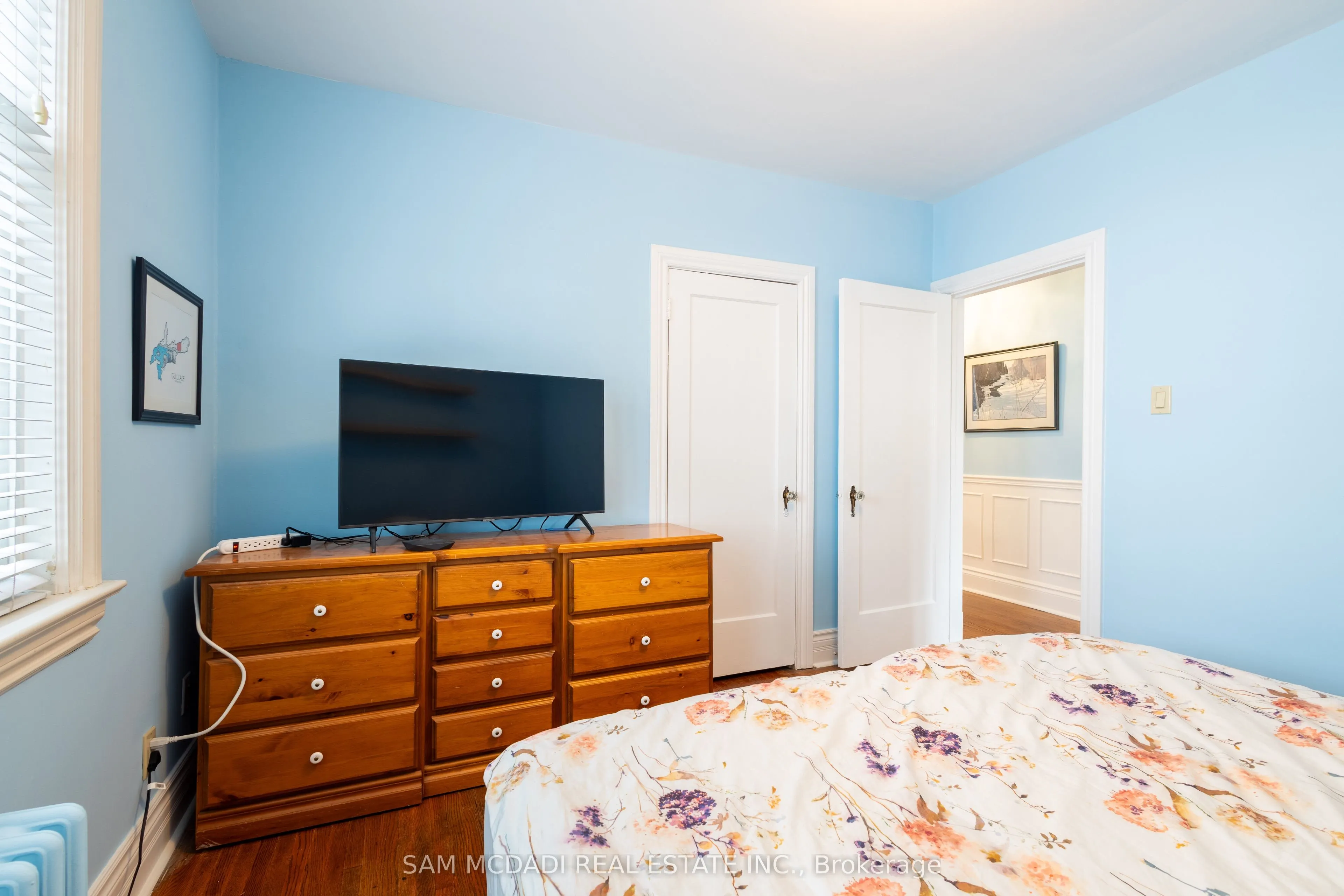 11 Brant Avenue