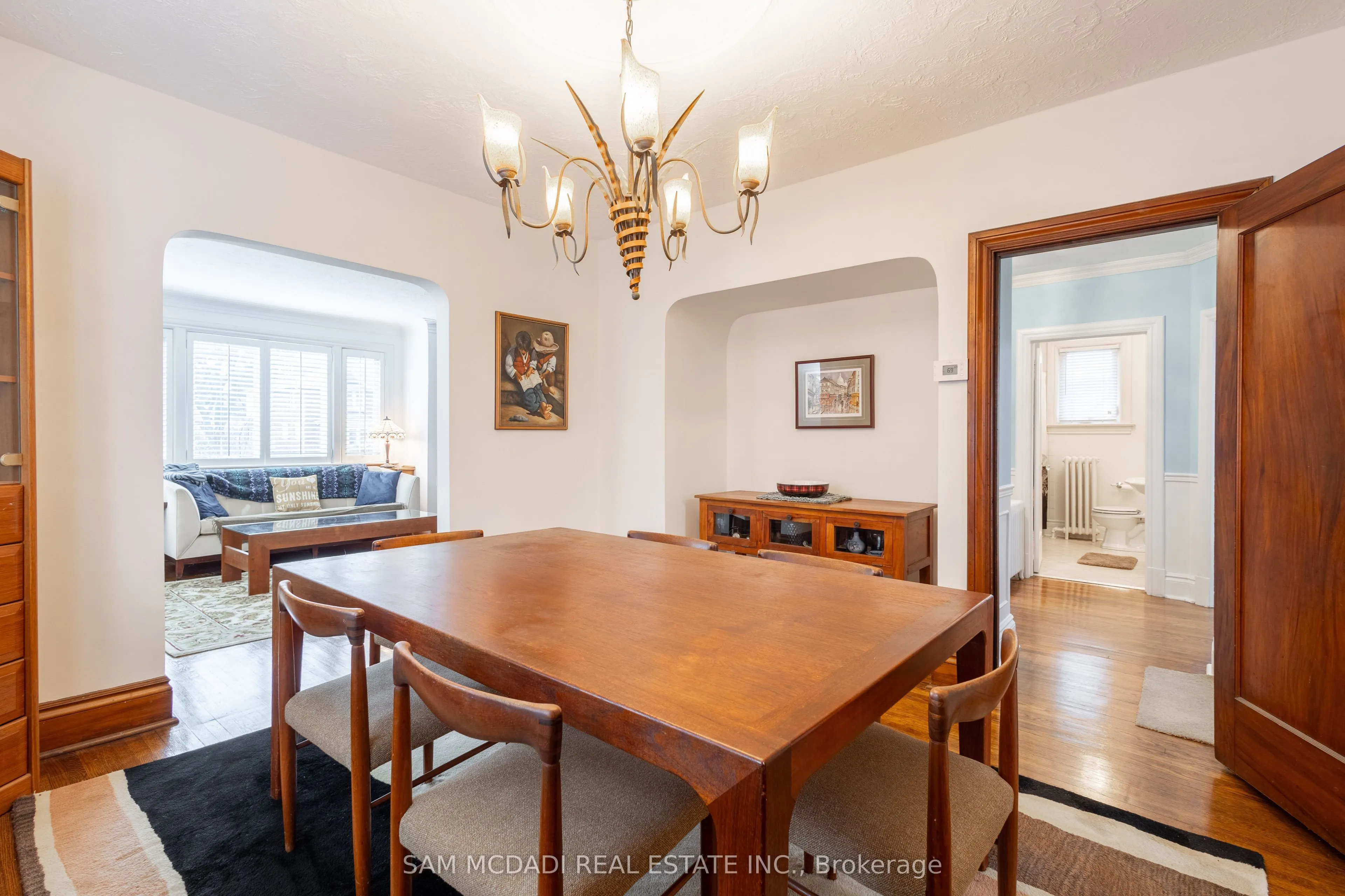 11 Brant Avenue