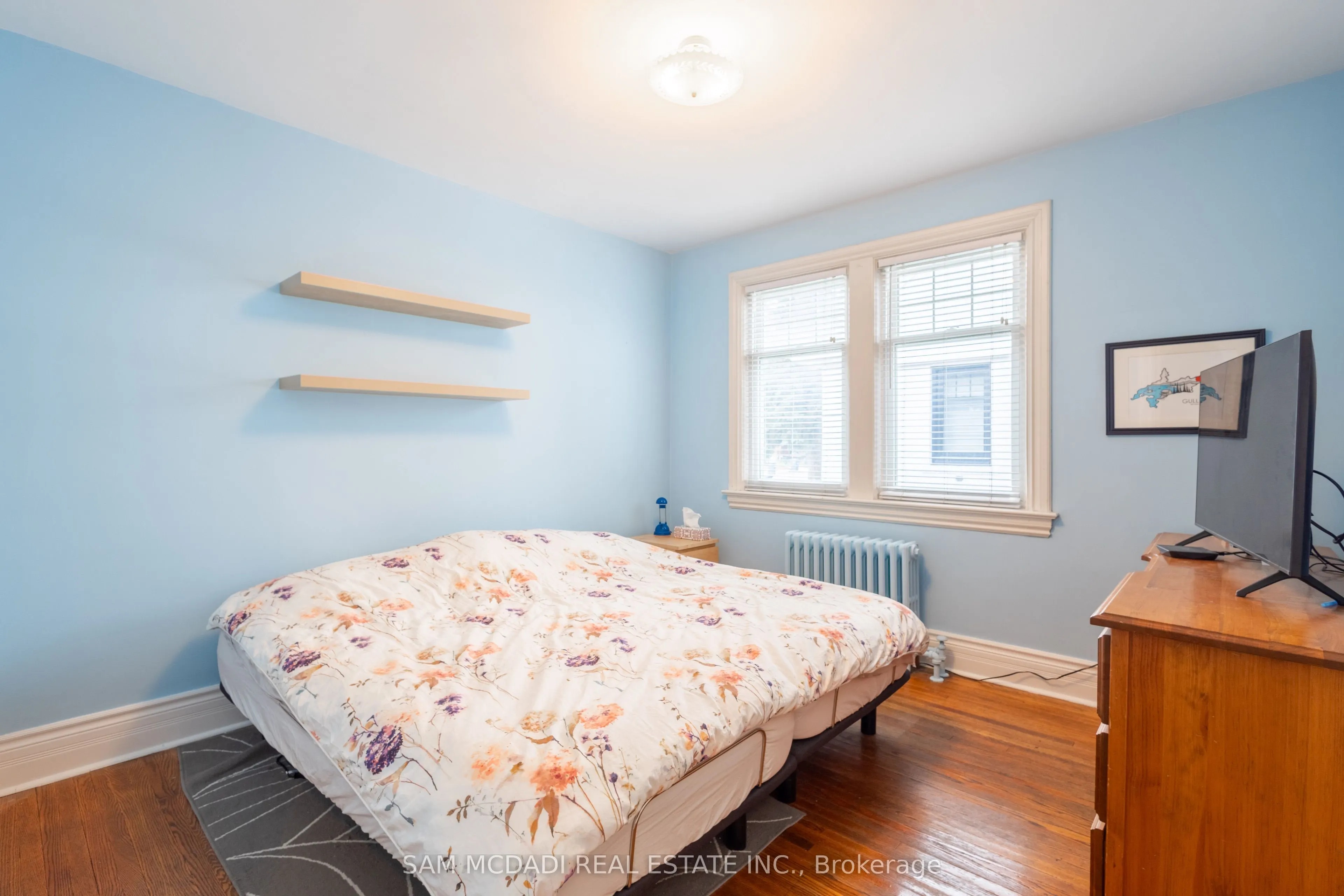 11 Brant Avenue