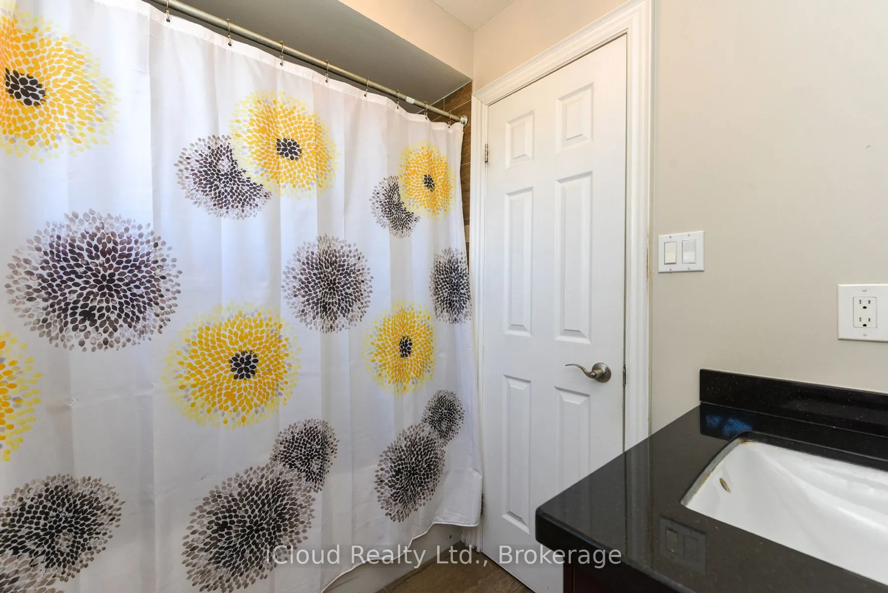 5136 Palomar Crescent