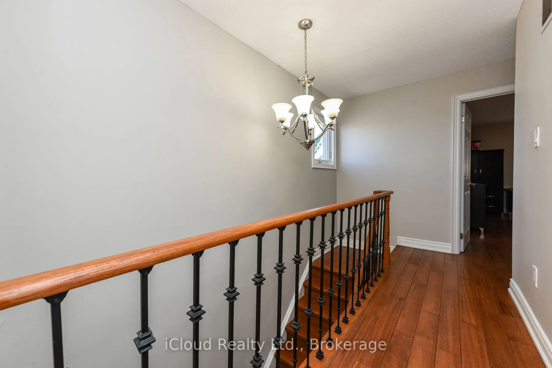 5136 Palomar Crescent