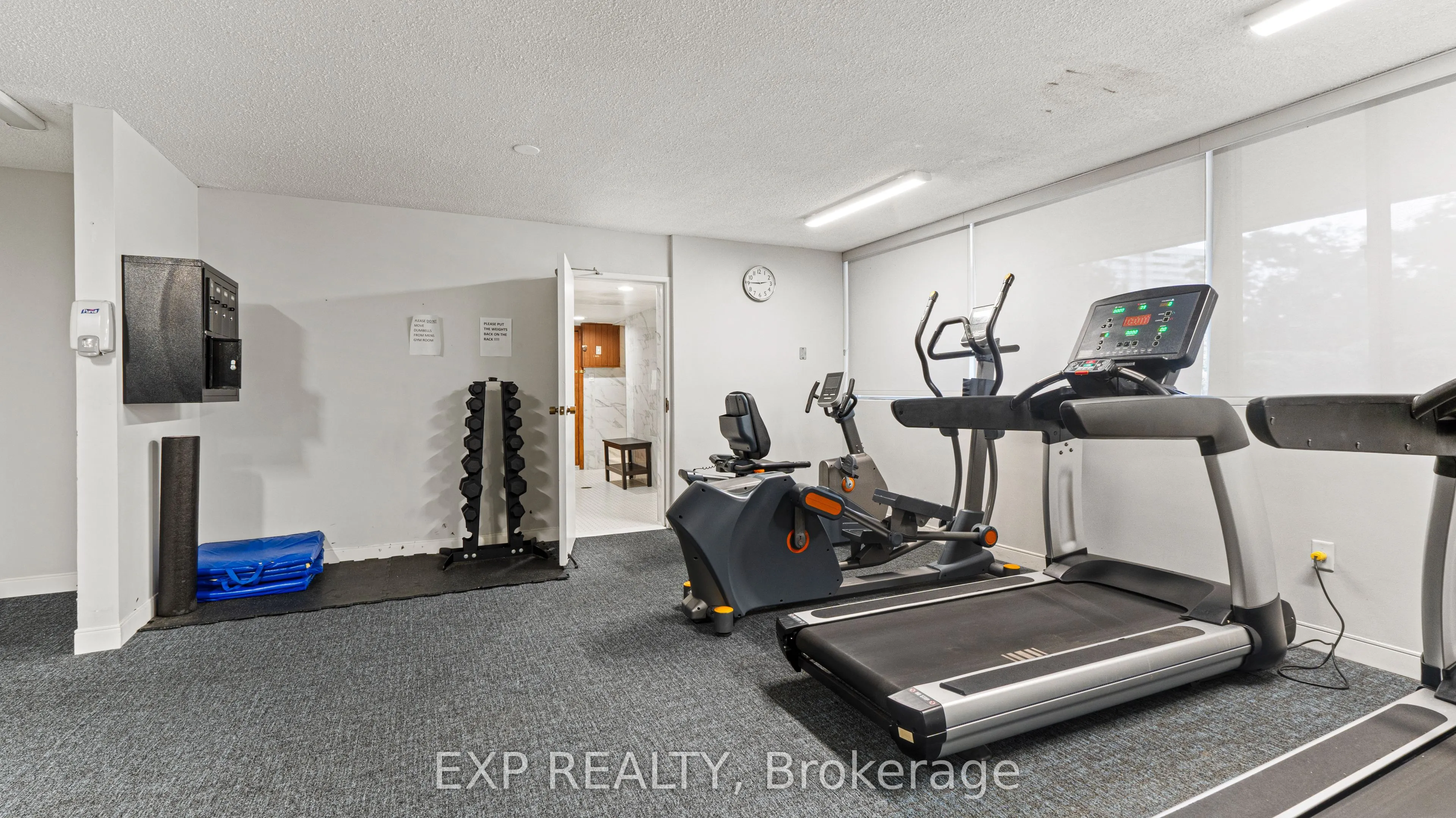 3590 Kaneff Crescent, #1404