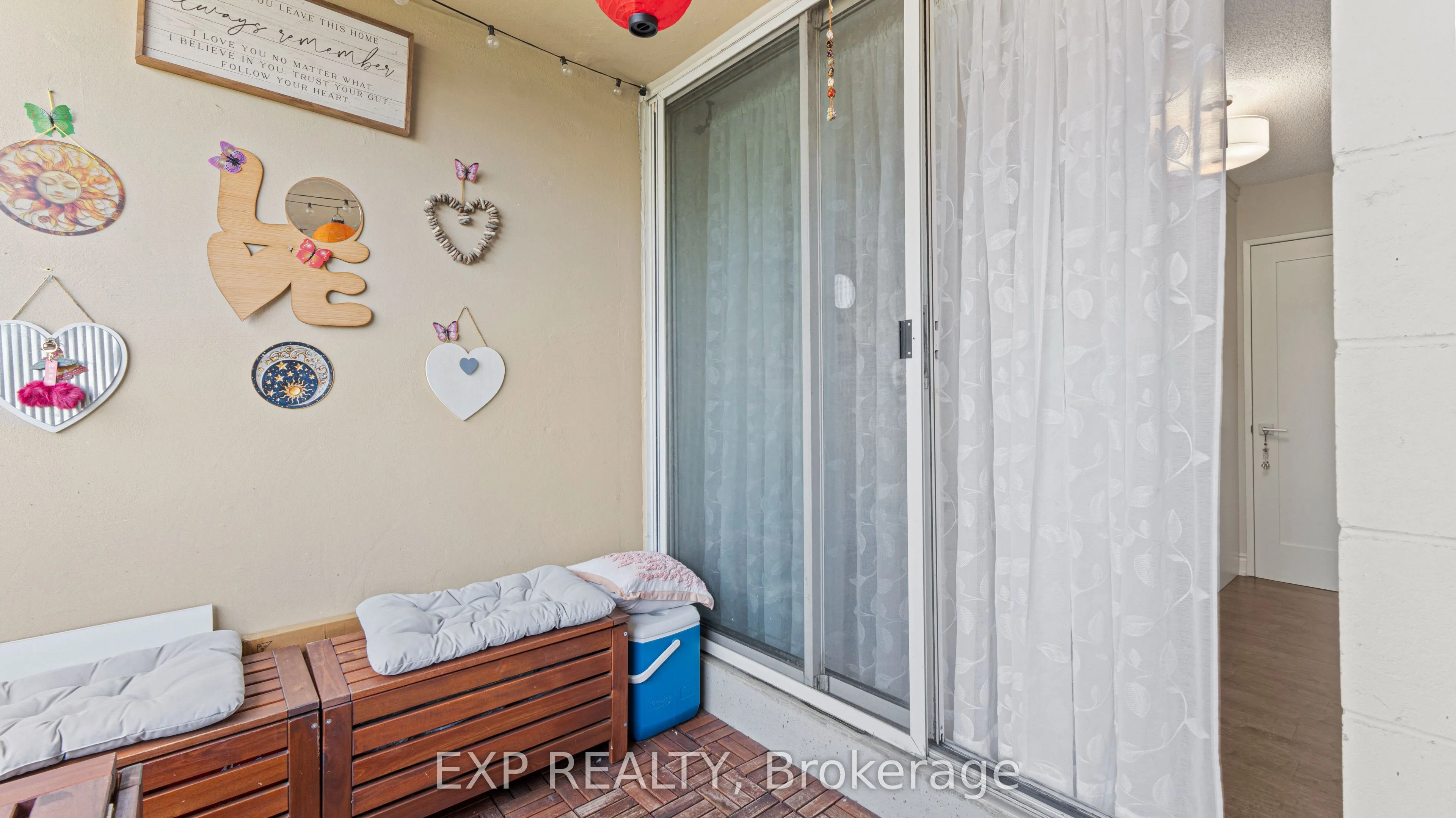 3590 Kaneff Crescent, #1404